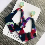 Luster-Mod Kite Earring
