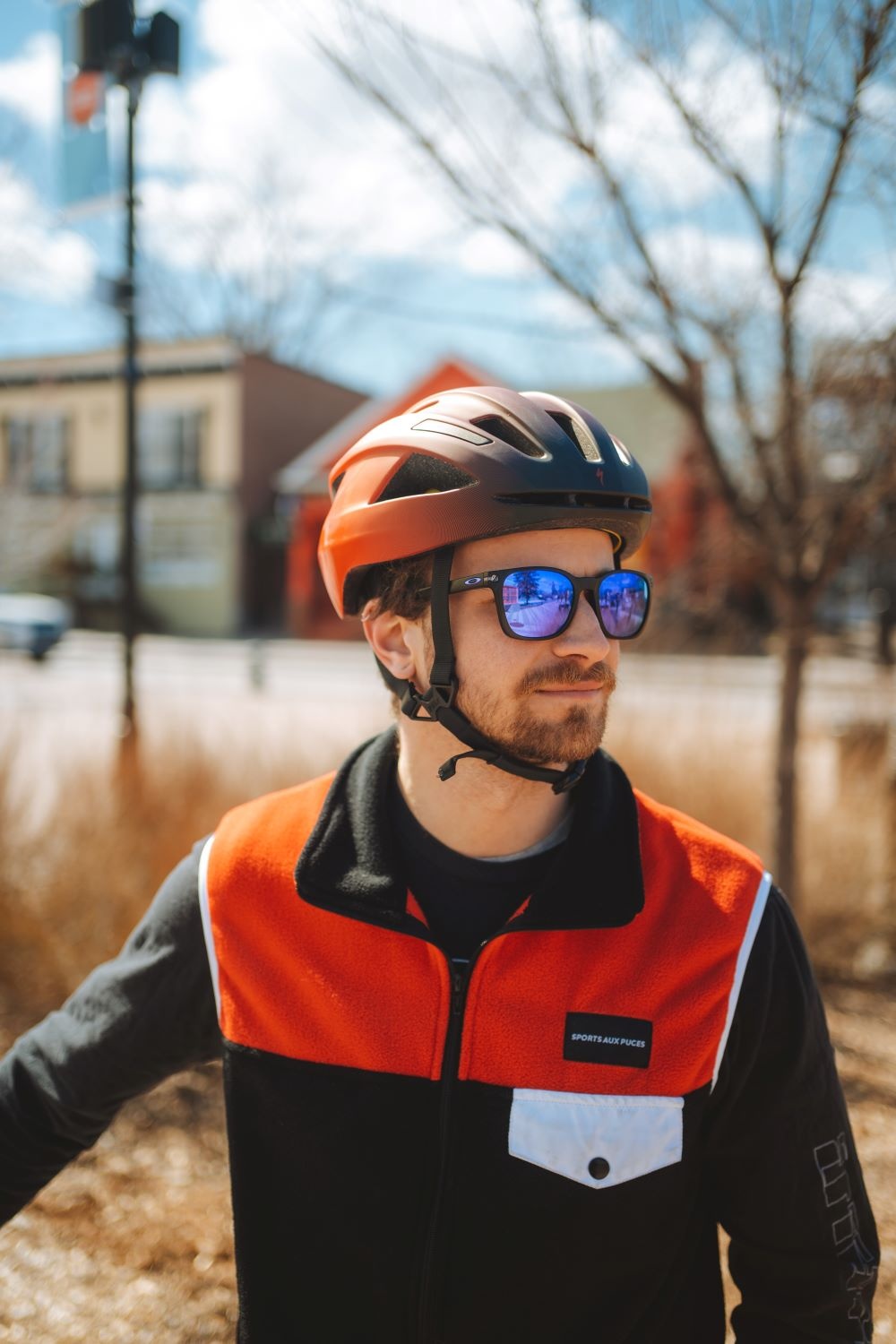 Is wearing a bicycle helmet mandatory in Quebec?