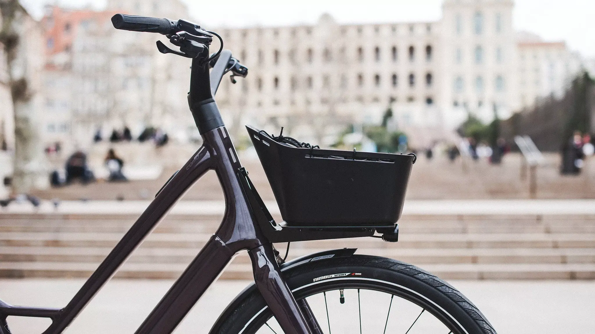 6 accessoires essentiels pour votre vélo électrique | Vélos électriques turbo Specialized