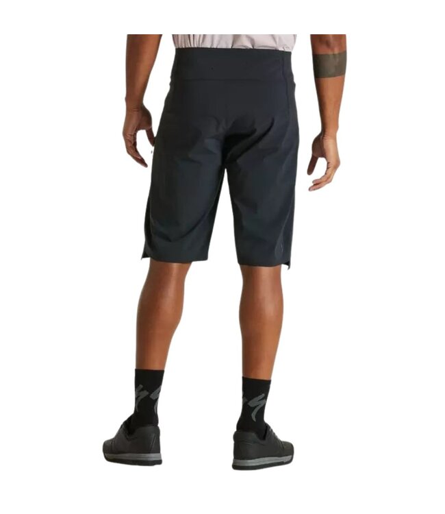 Short Trail Air Homme
