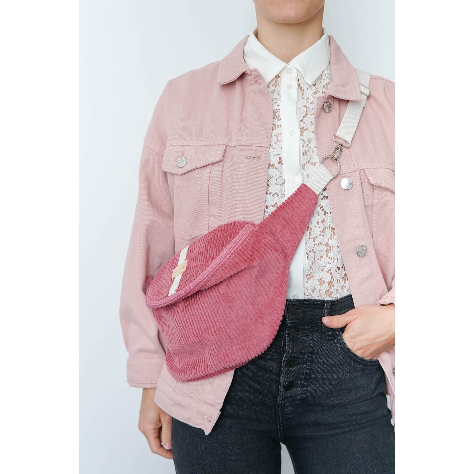 Mulinu Hennes M/L Belt Bag Pink