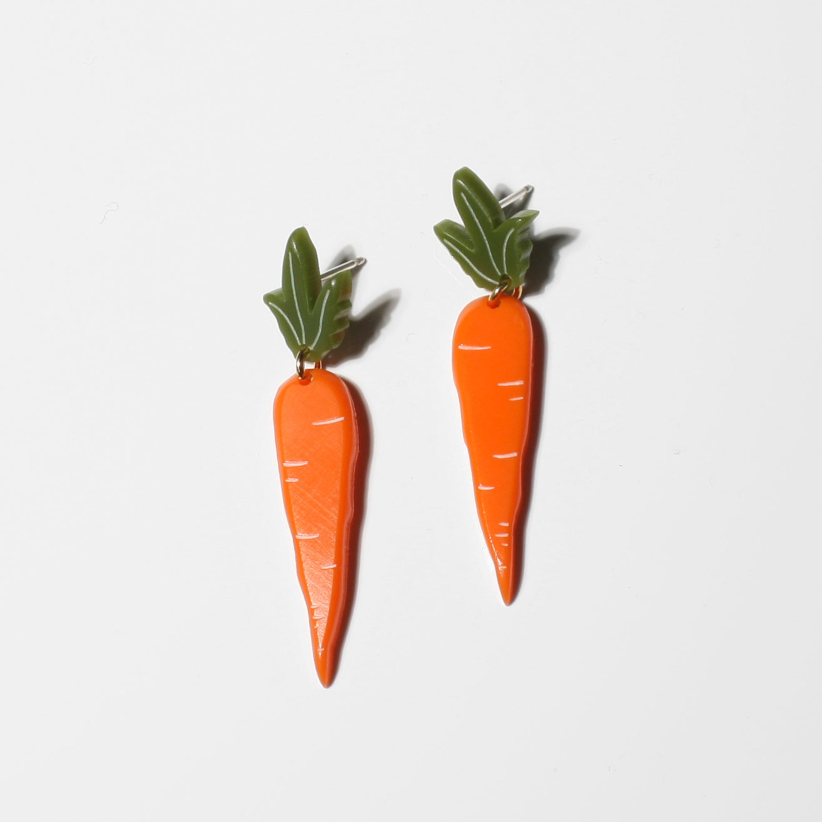 WOLL Carrot Earrings Small