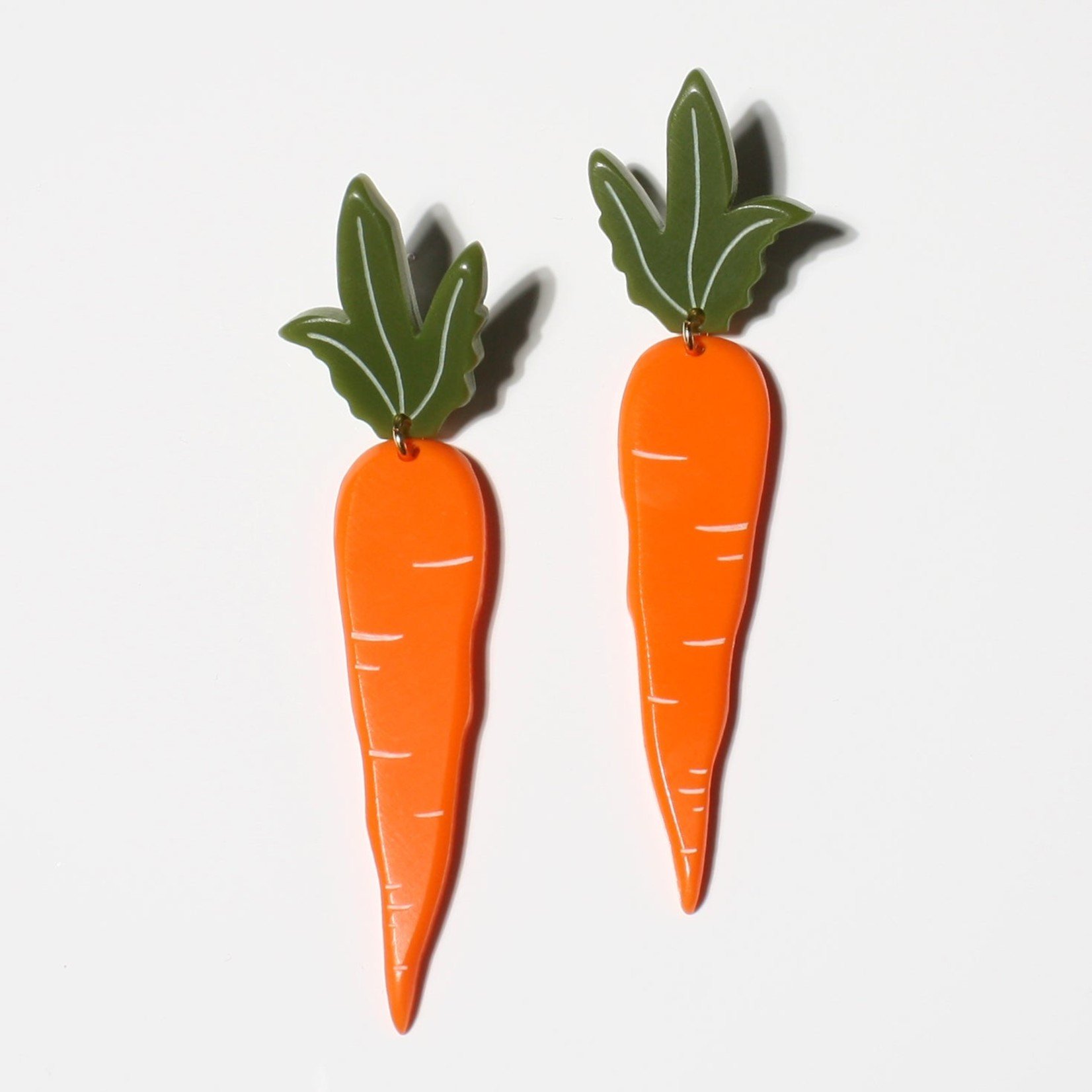 WOLL Carrot Earrings Medium