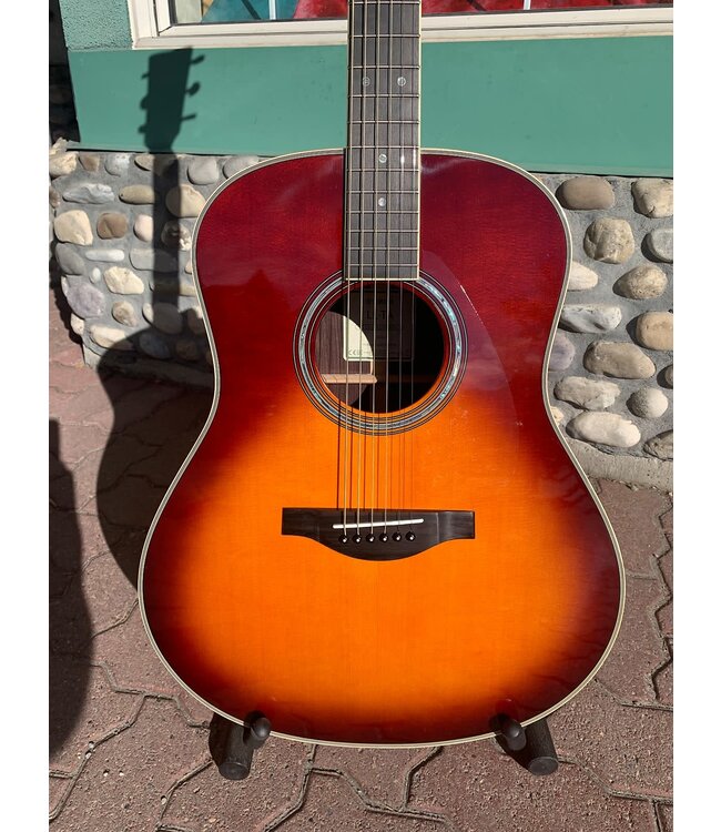Yamaha LL-TA Trans Acoustic Brown Sunburst w/hard bag