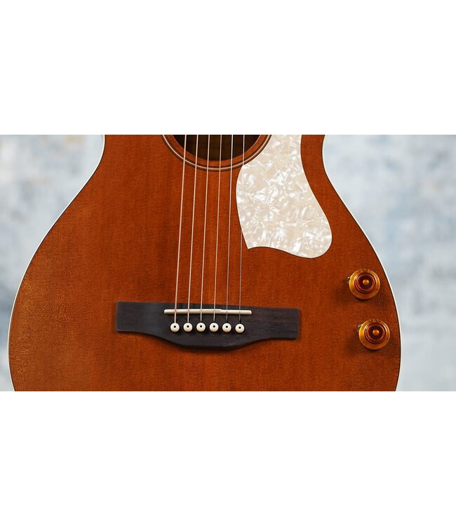 Art & Lutherie Roadhouse Havana Brown Q-Discrete