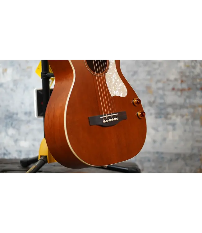 Art & Lutherie Roadhouse Havana Brown Q-Discrete
