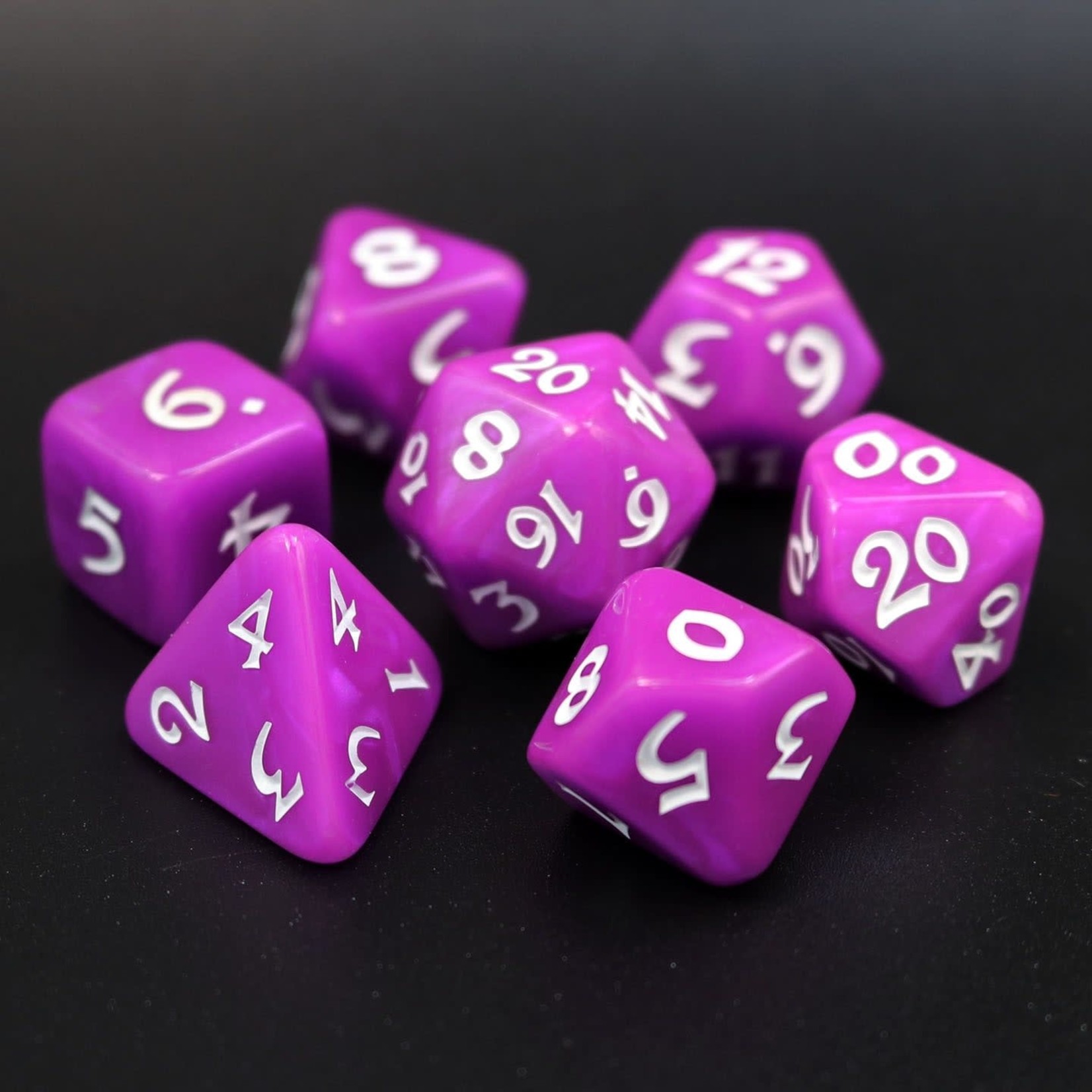 Die Hard Dice 7 Piece RPG Set - Elessia Deceit with White