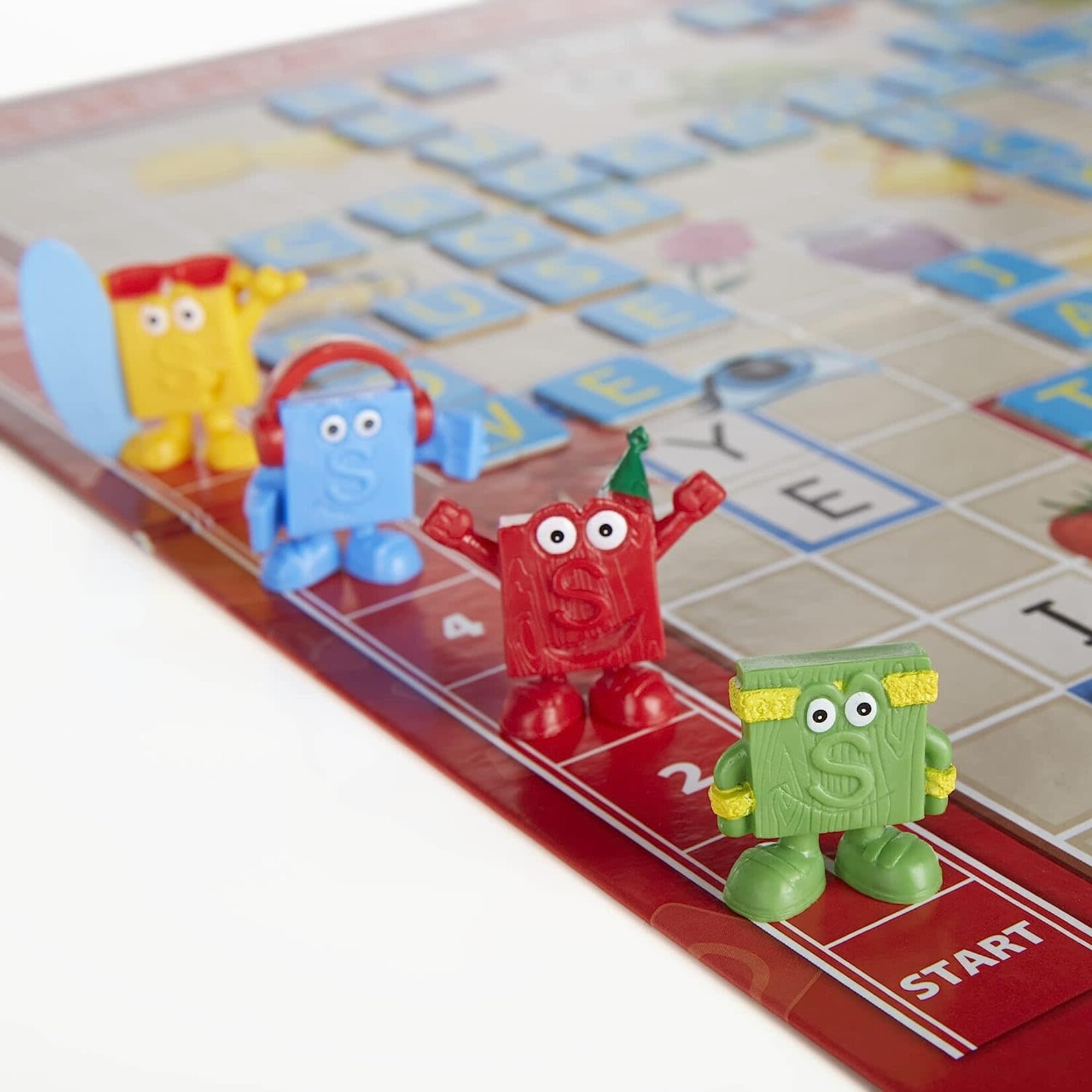 Hasbro Gaming Scrabble Junior