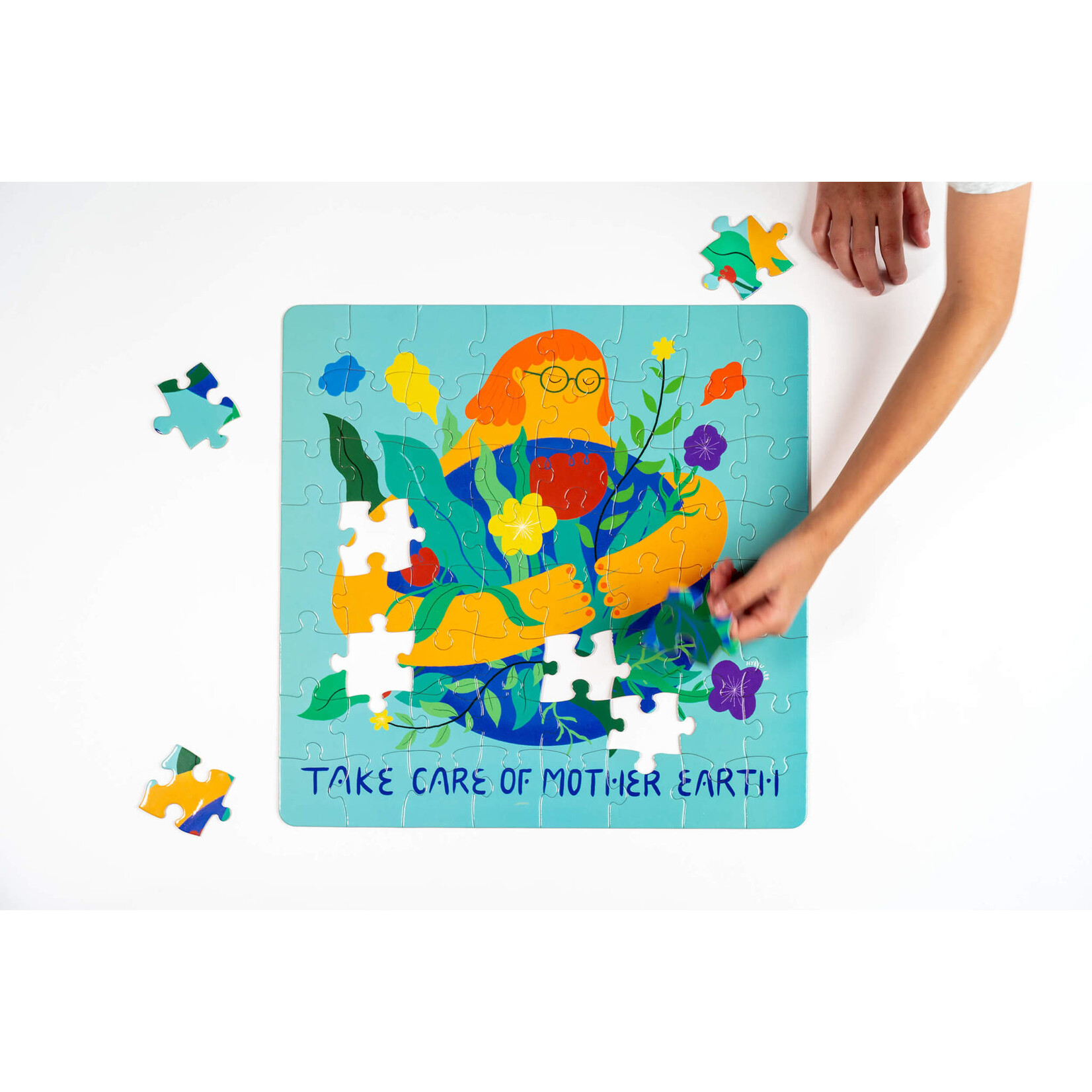 Nolja Play Mother Earth Puzzle - 64 Pieces