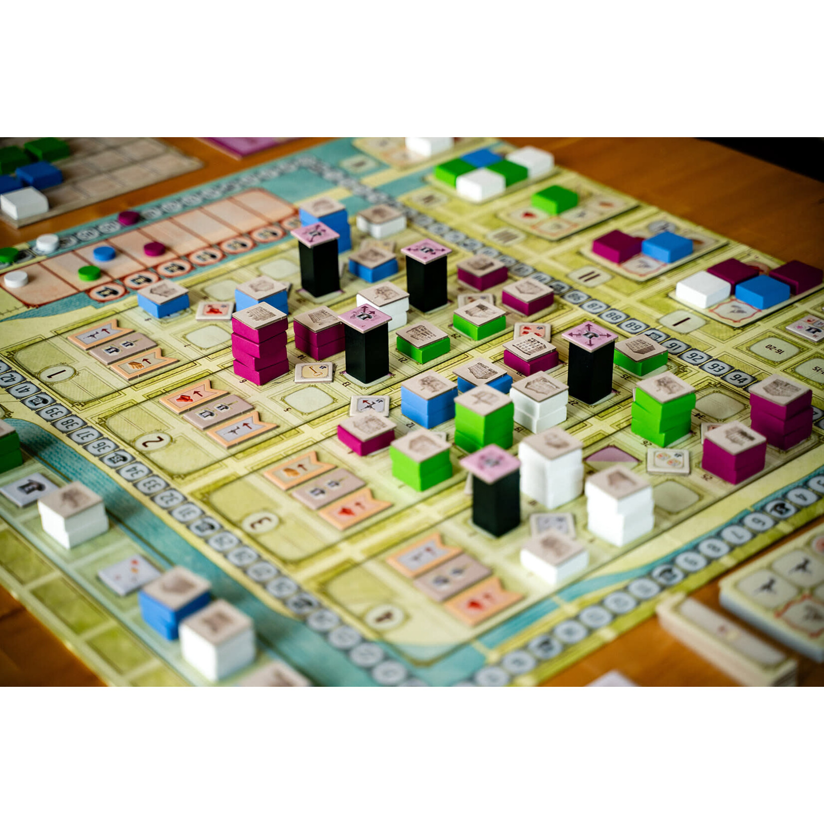 Capstone Games Raising Chicago