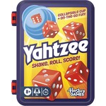 Hasbro Gaming Yahtzee: Shake, Roll, Score!