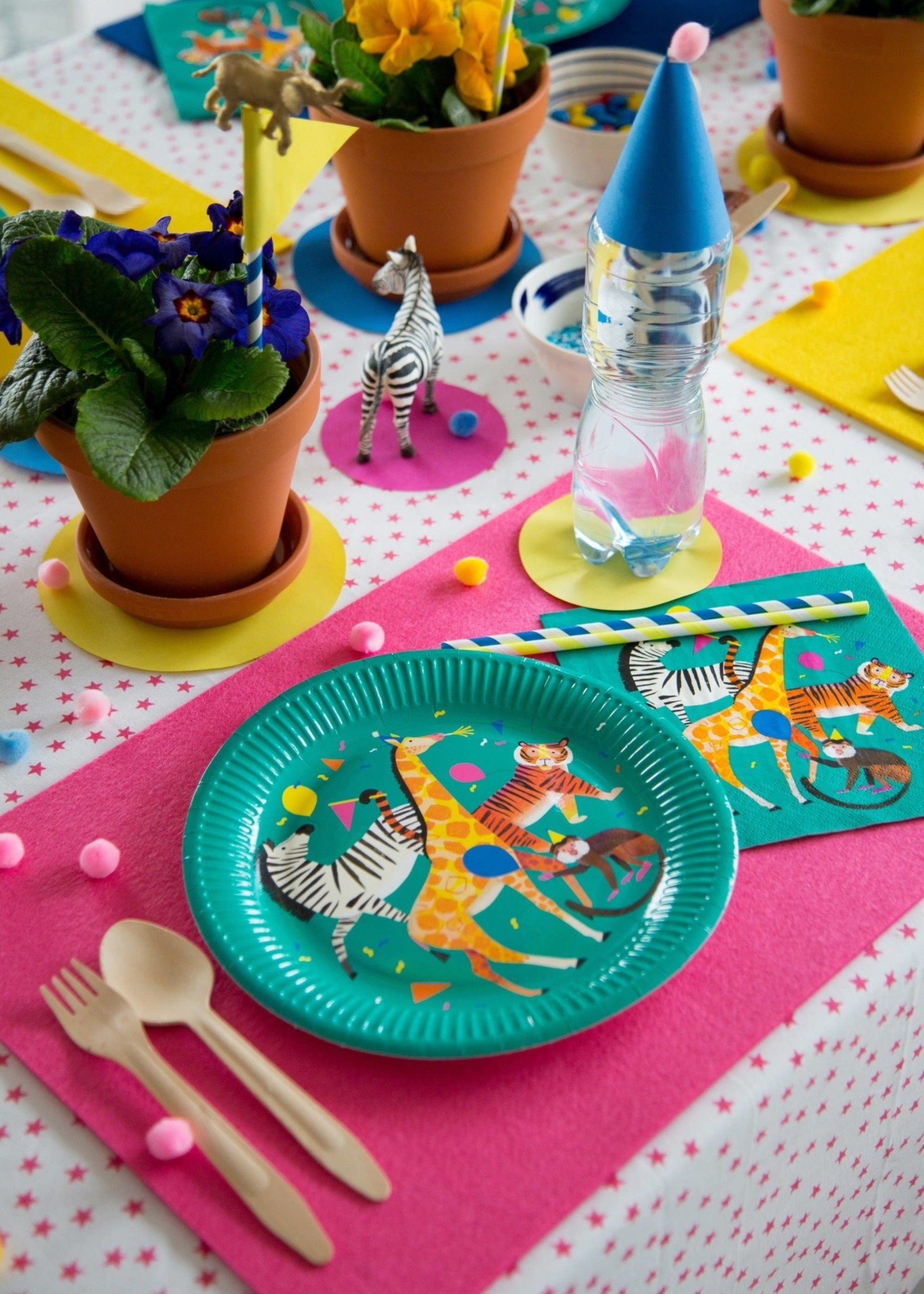 Creative Twist Events Jungle Animal Plates