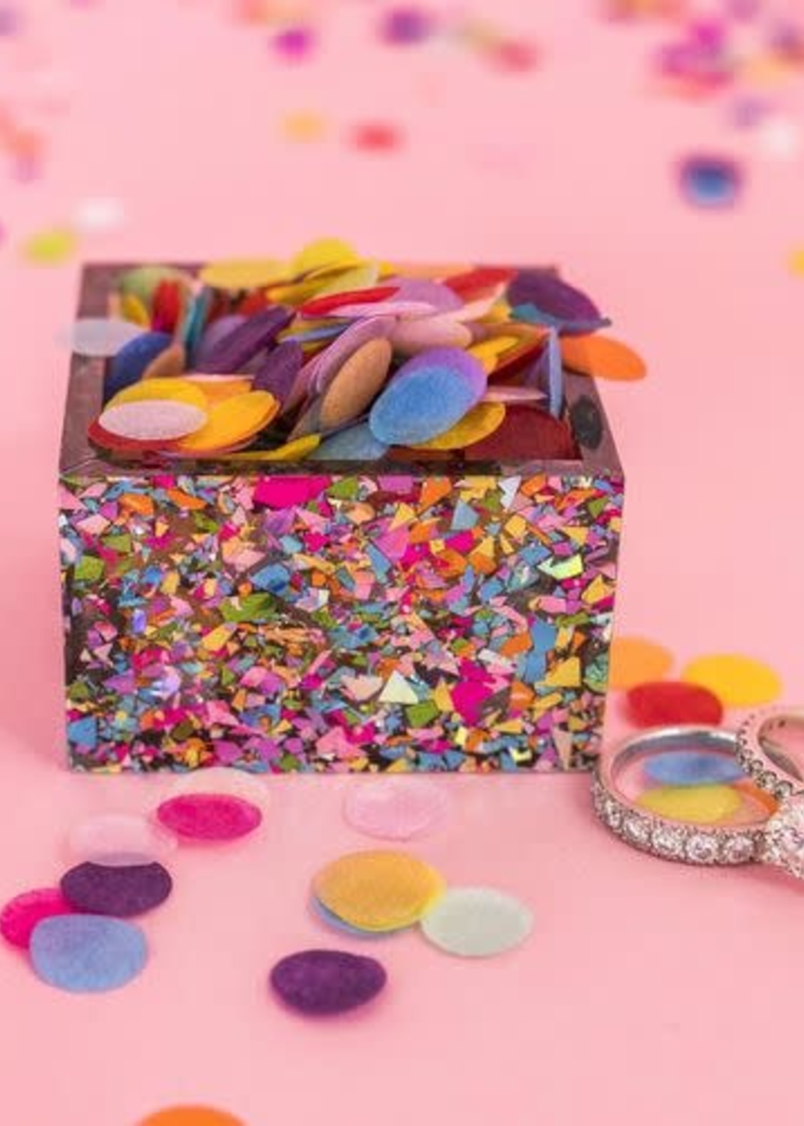 Creative Twist Events Confetti Acrylic Ring Dish