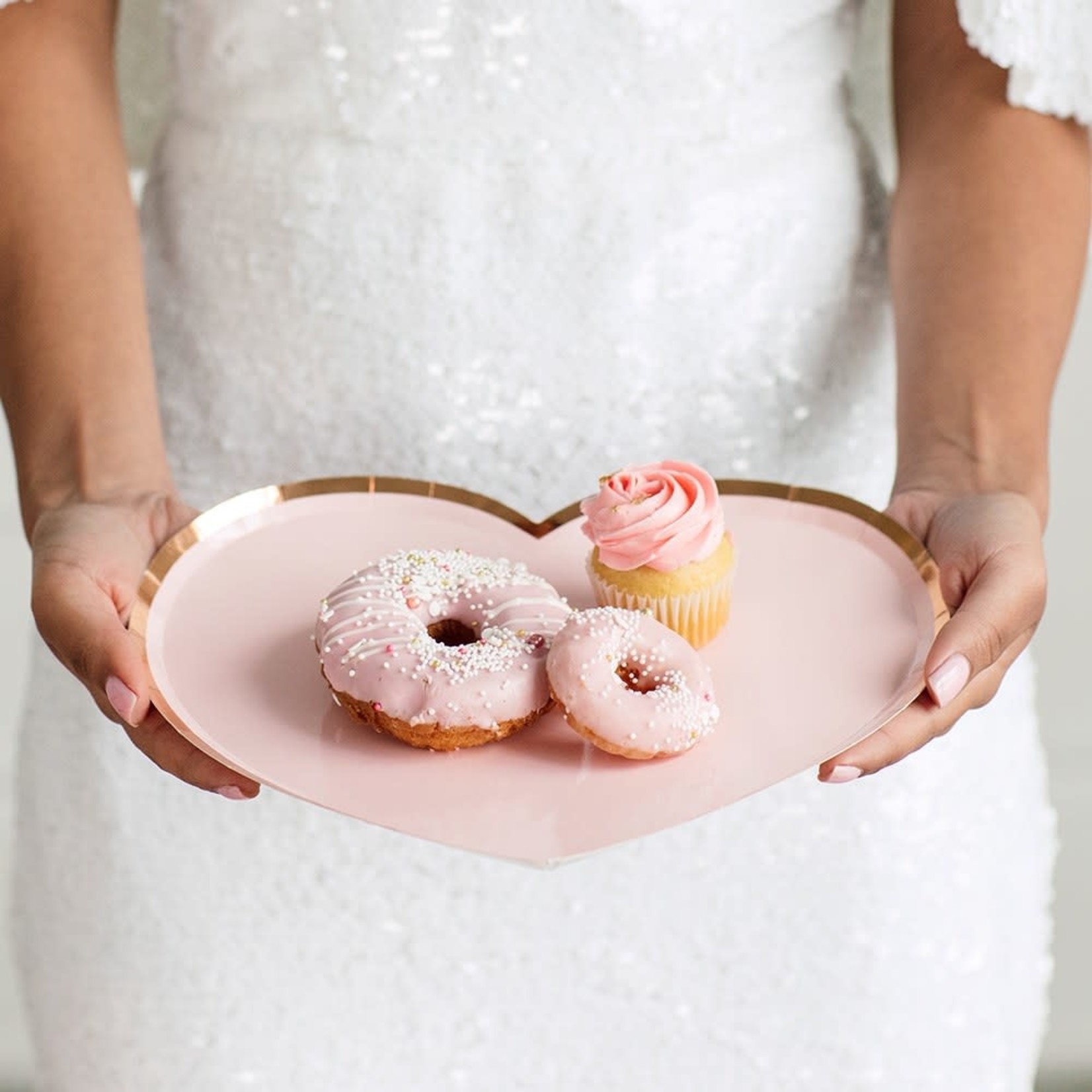 Creative Twist Events Large Heart Plates - Rose Gold