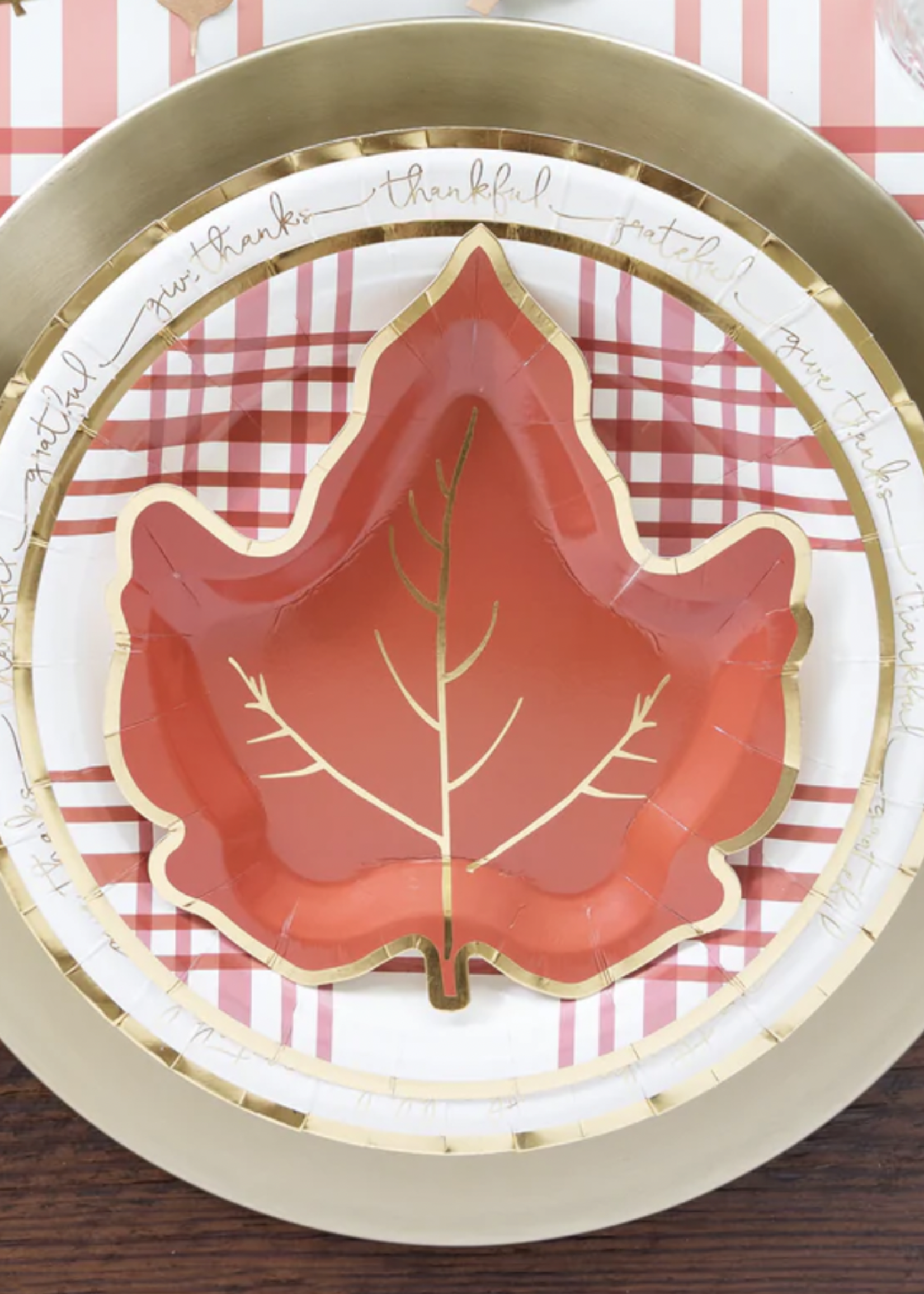 Creative Twist Events Maple Leaf Shaped 7" Plate