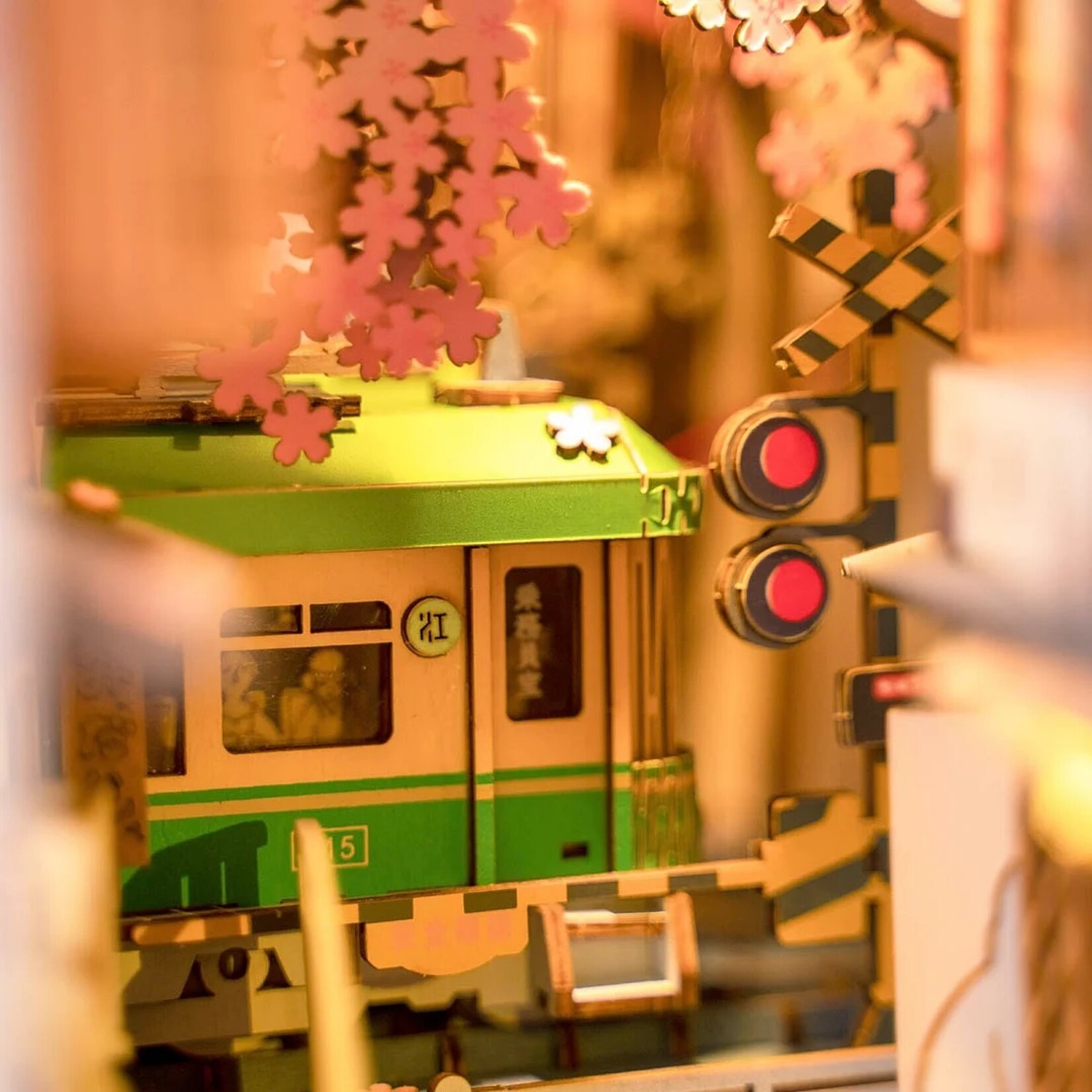 Robotime Sakura Densya (Tram)