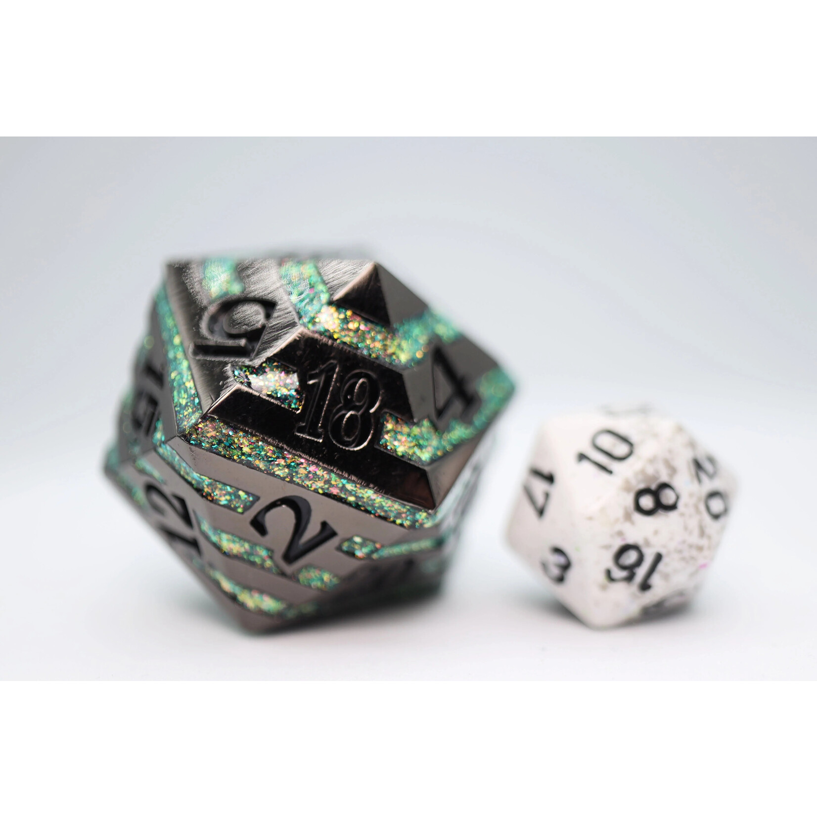 Foam Brain Games Black with Green Mica - 35mm Metal D20