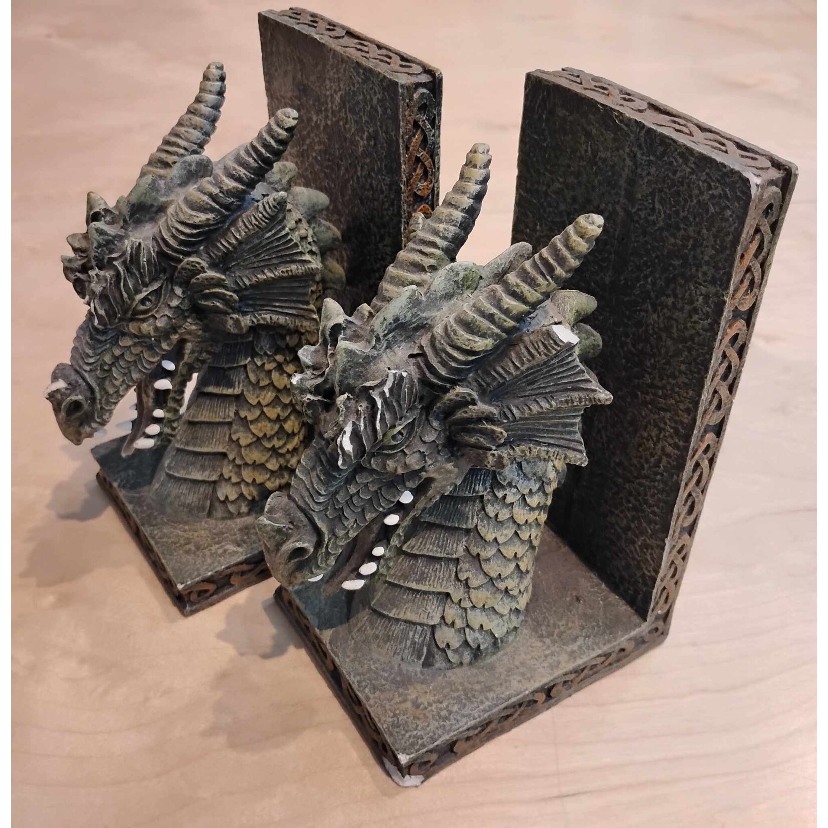 Dragon Head Bookends - Used (Set A)