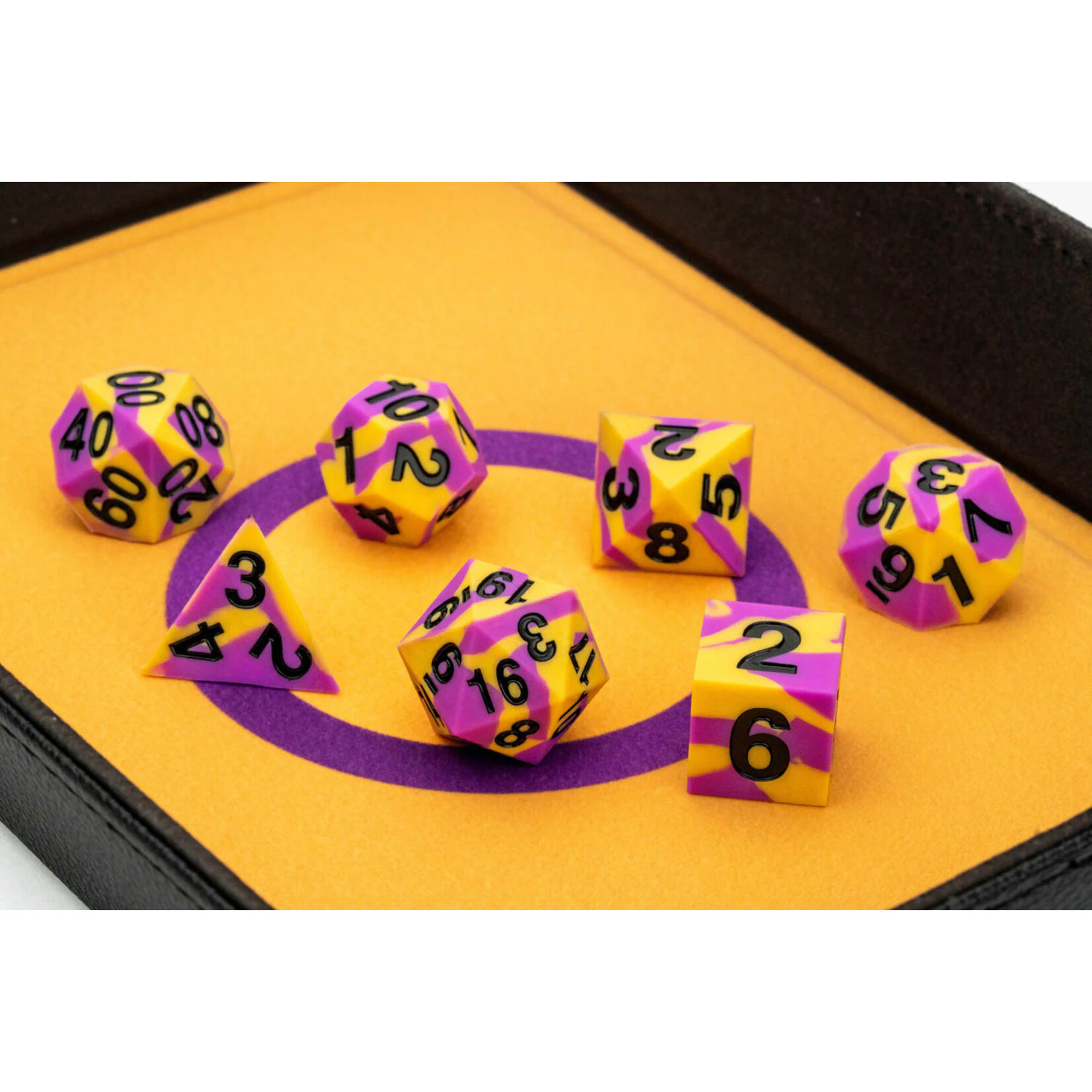 Fanroll by Metallic Dice Games 7504 Sharp Edge Silicone Rubber Dice Set: Intersex Pride