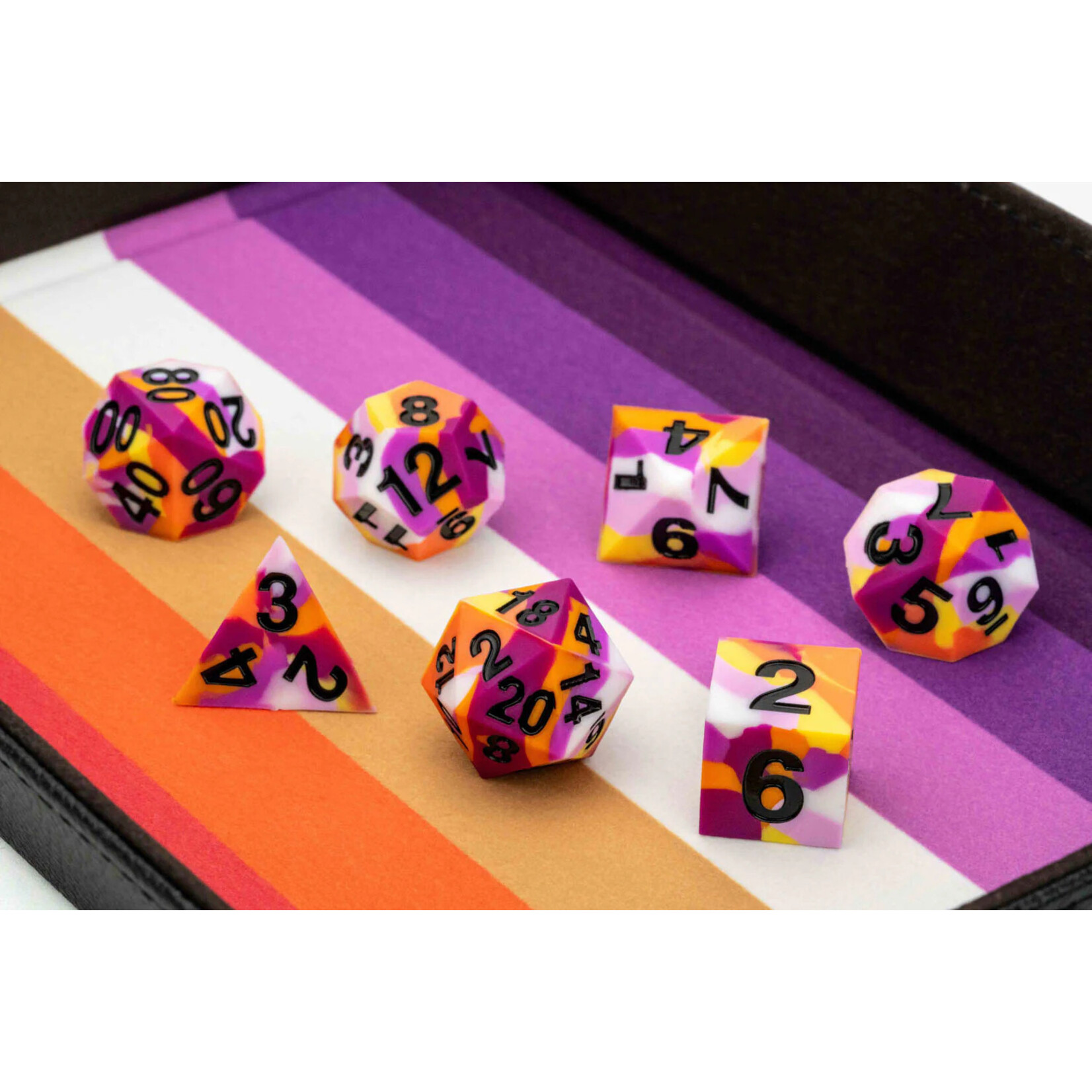 Fanroll by Metallic Dice Games 7505 Sharp Edge Silicone Rubber Dice Set: Lesbian Pride