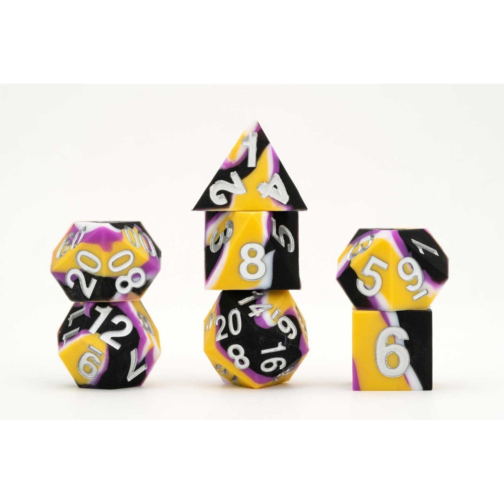 Fanroll by Metallic Dice Games 7506 Sharp Edge Silicone Rubber Dice Set: Nonbinary Pride