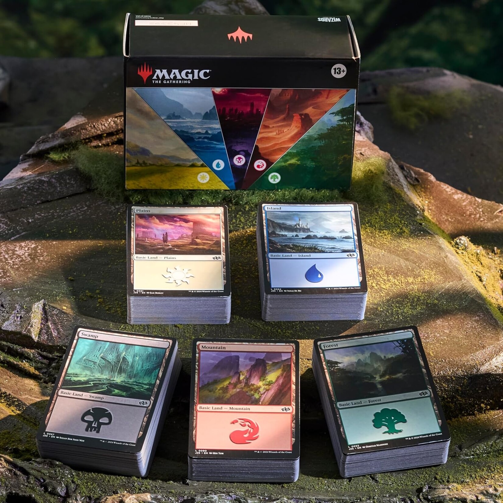 Wizards of the Coast MtG 2025 Land Station