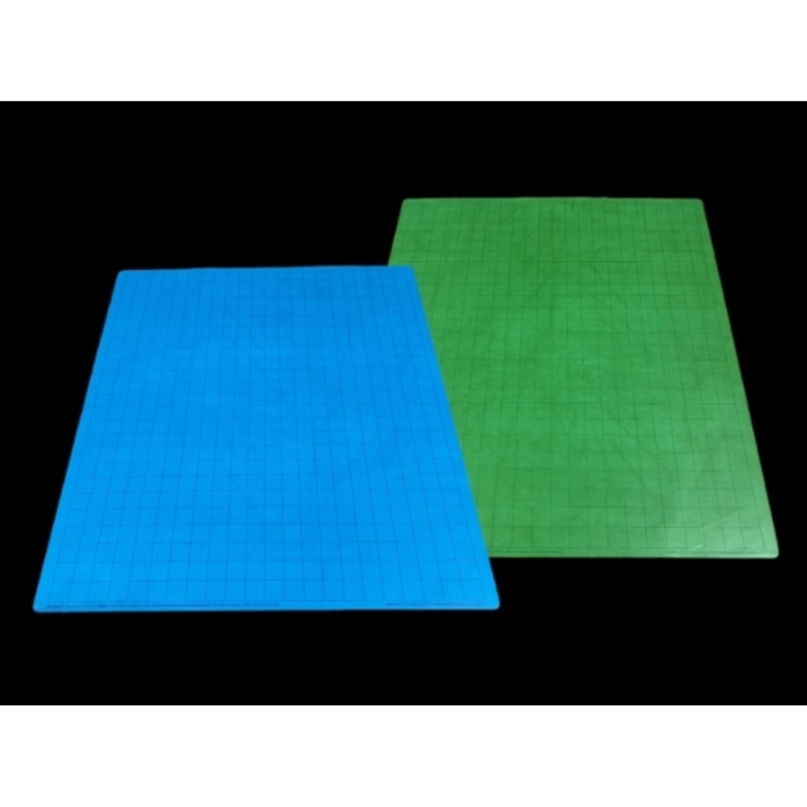 Chessex Battlemat: 1in Reversible Blue-Green Squares (23.5in x 26in Playing Surface)