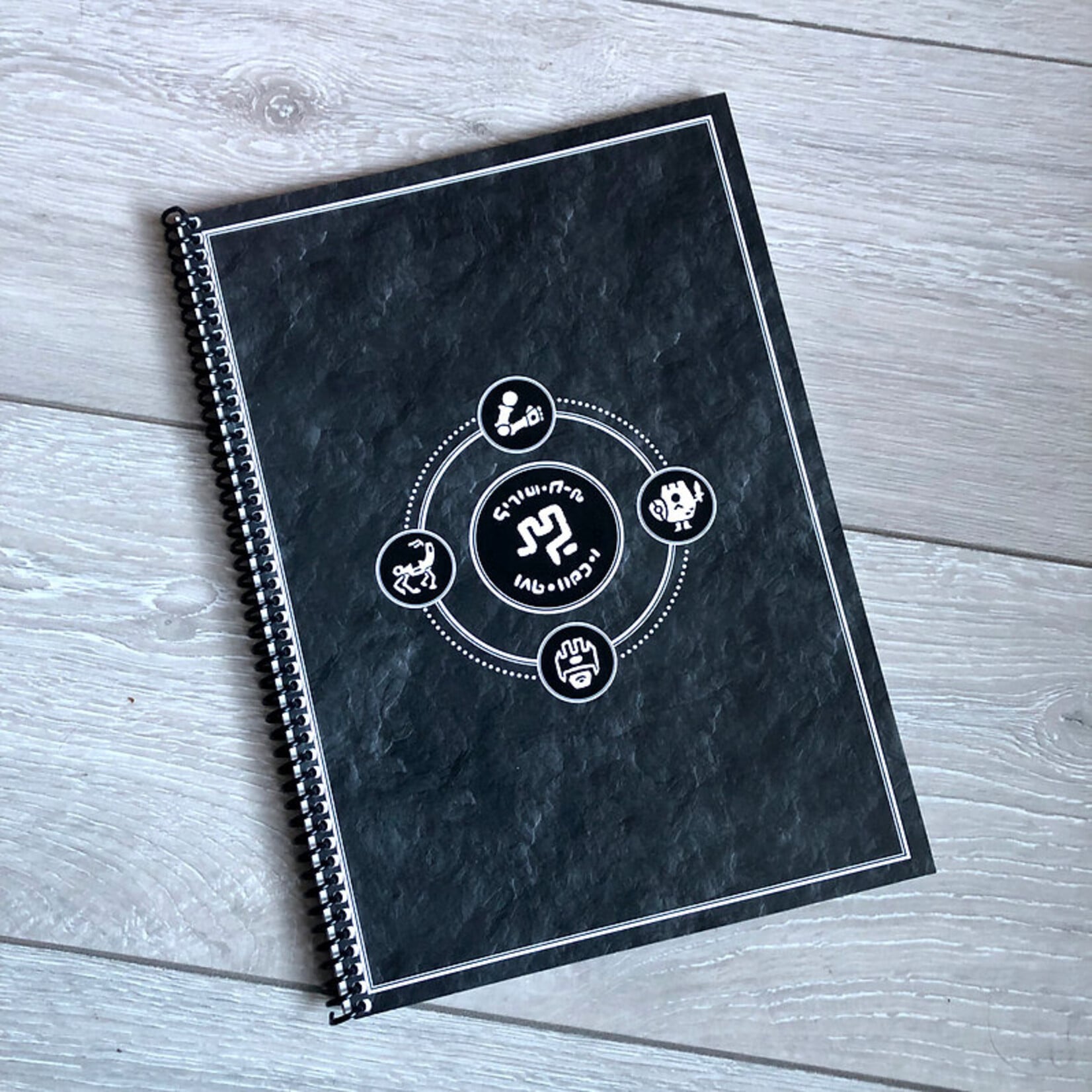Colostle Colostle: Roomlander Journal