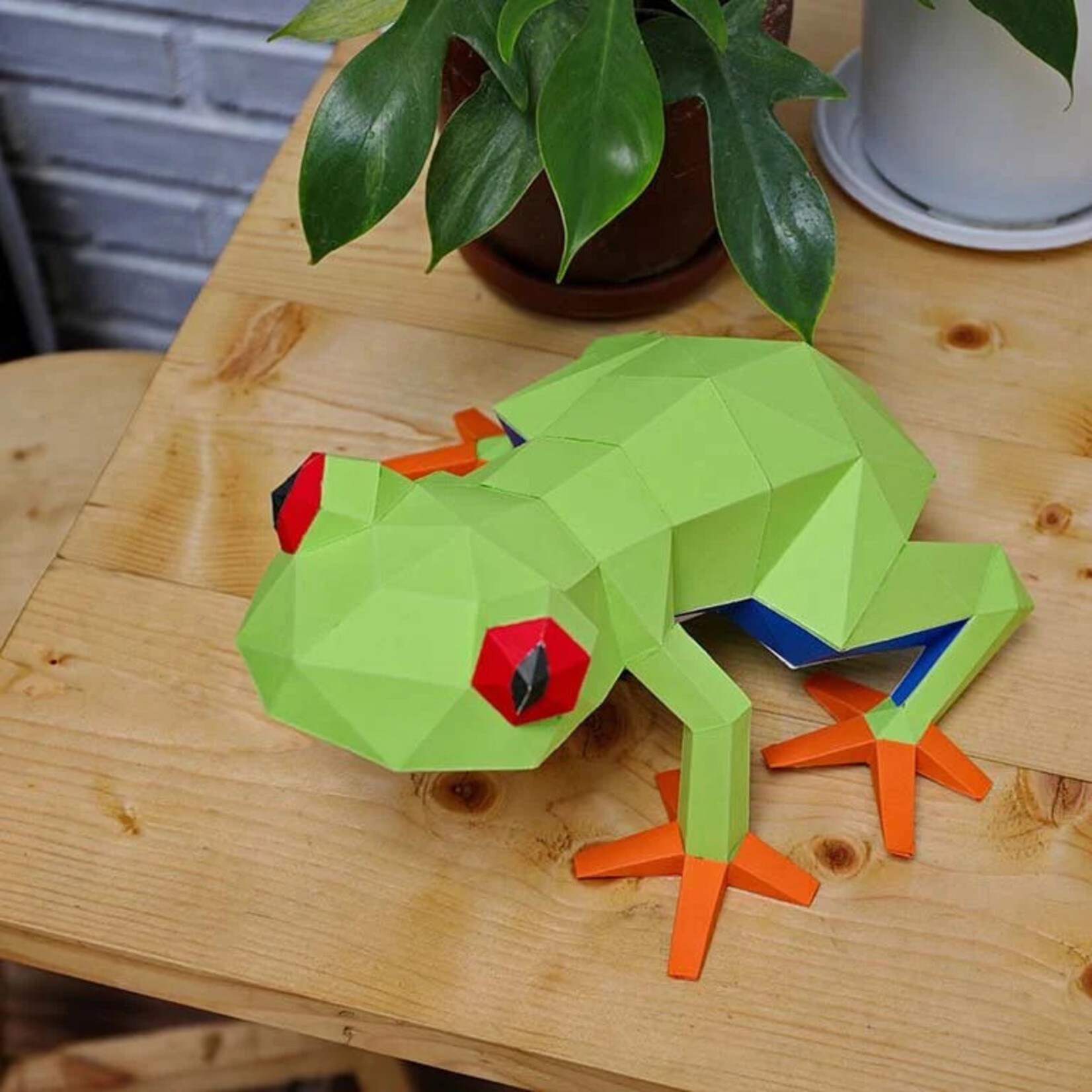 Papercraft World Frog 3D Unique Table Lamps Origami Model