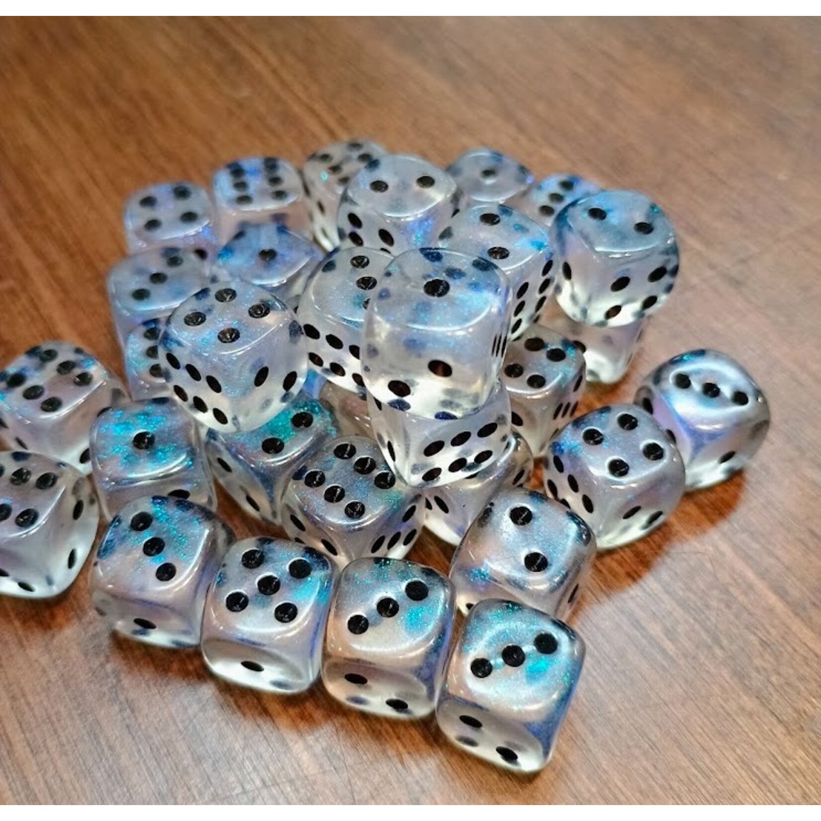 Chessex 27820 Aquerple 12mm D6 set of 36 (USED)