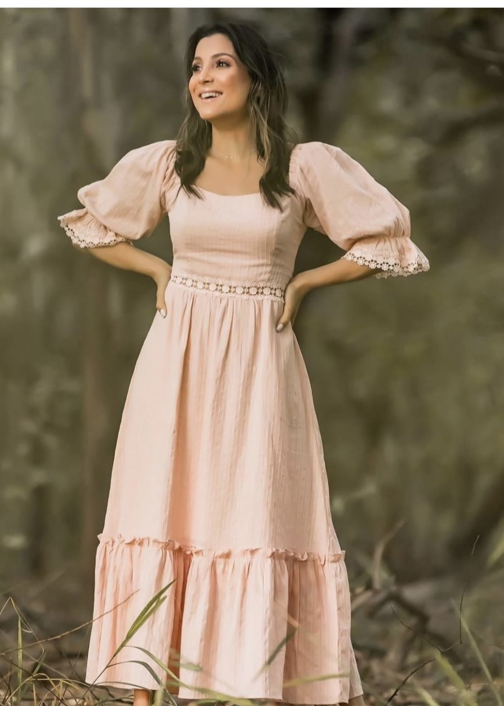 Alles Elegant Mid Dress