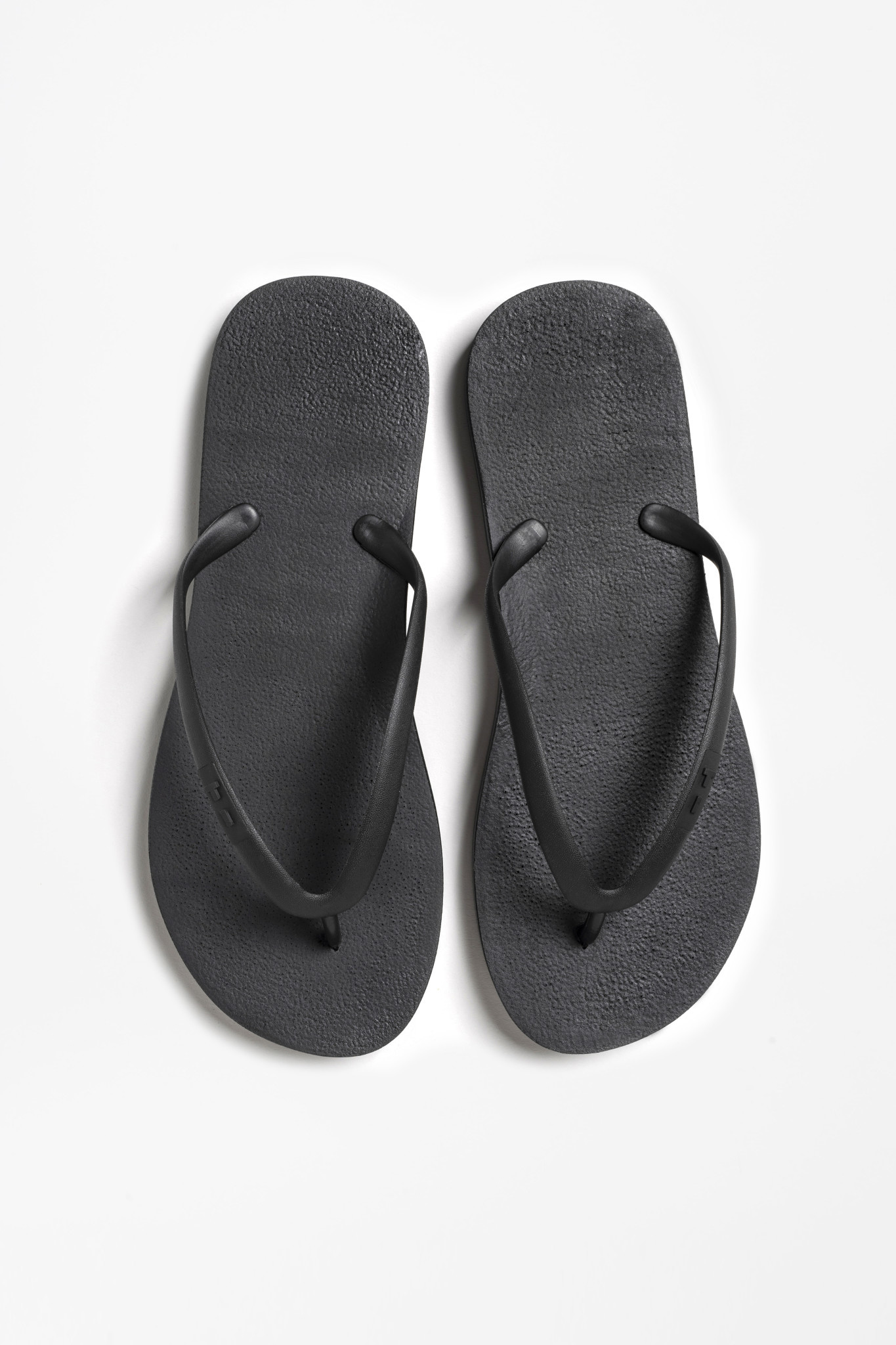 Tidal New York Classic Flip Flop Black - For The Love of Shoes NY