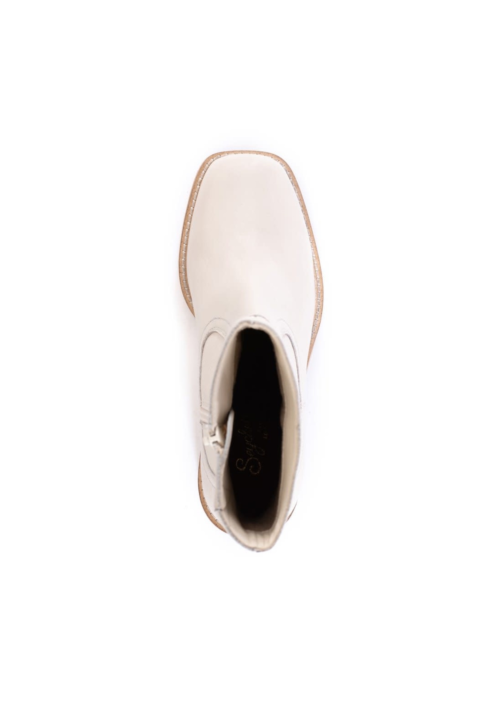 Seychelles Turbulent Off White Leather by Seychelles Size 7 Only