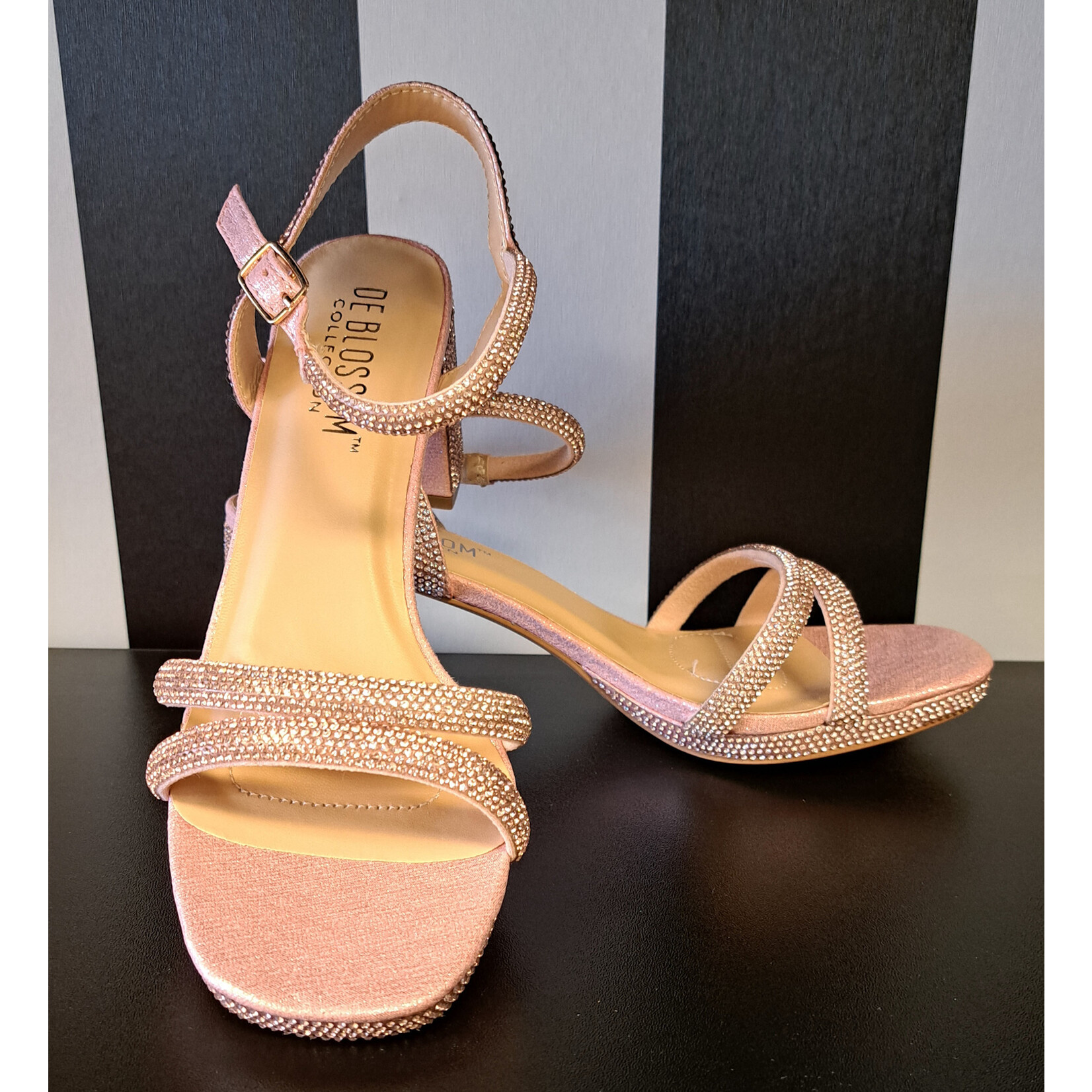 Nelly Pink Shimmer Rhinestone Evening Sandals 2.5" Heel