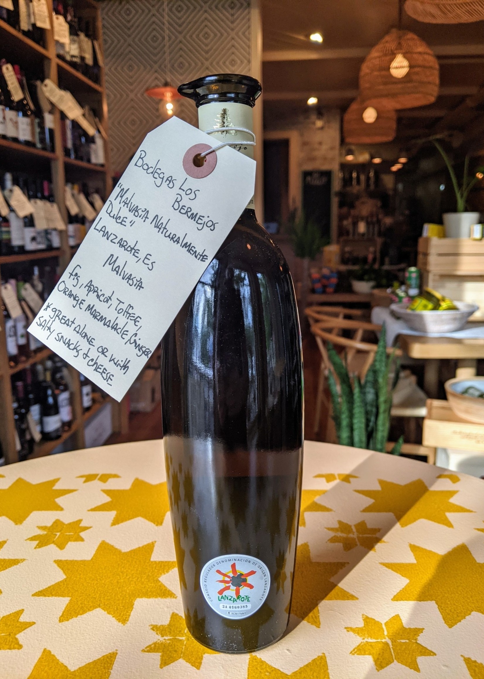 Los Bermejos Malvasia Naturalmente Dulce, Canary Islands, Spain 2021 500ml