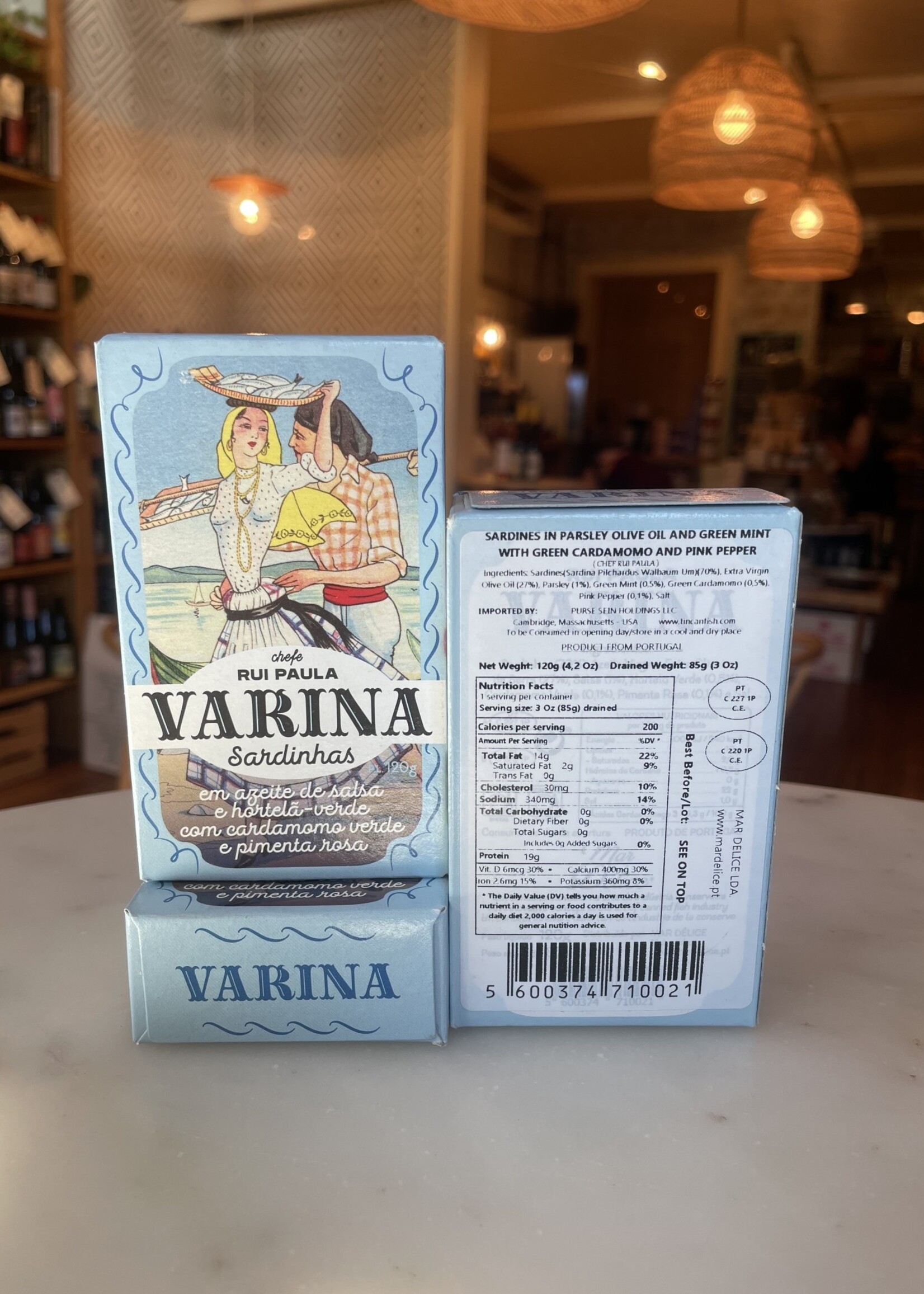 Chefe Rui Paula Varina Sardinhas, Sardines in Parsley Olive Oil, Green Mint, Green Cardamom & Pink Pepper 120g