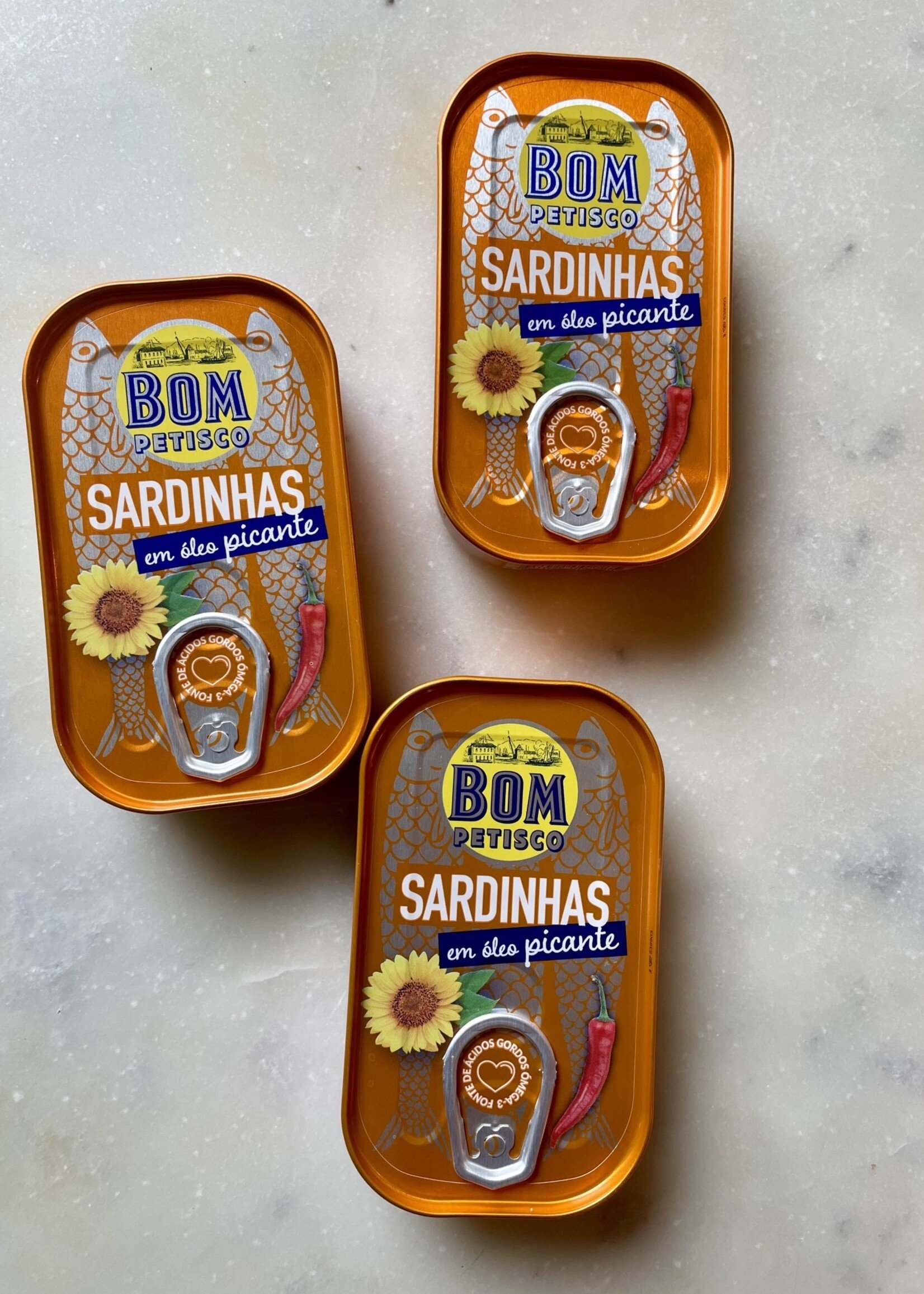 Bom Petisco Sardines in Spicy Sunflower Oil 4.23 oz