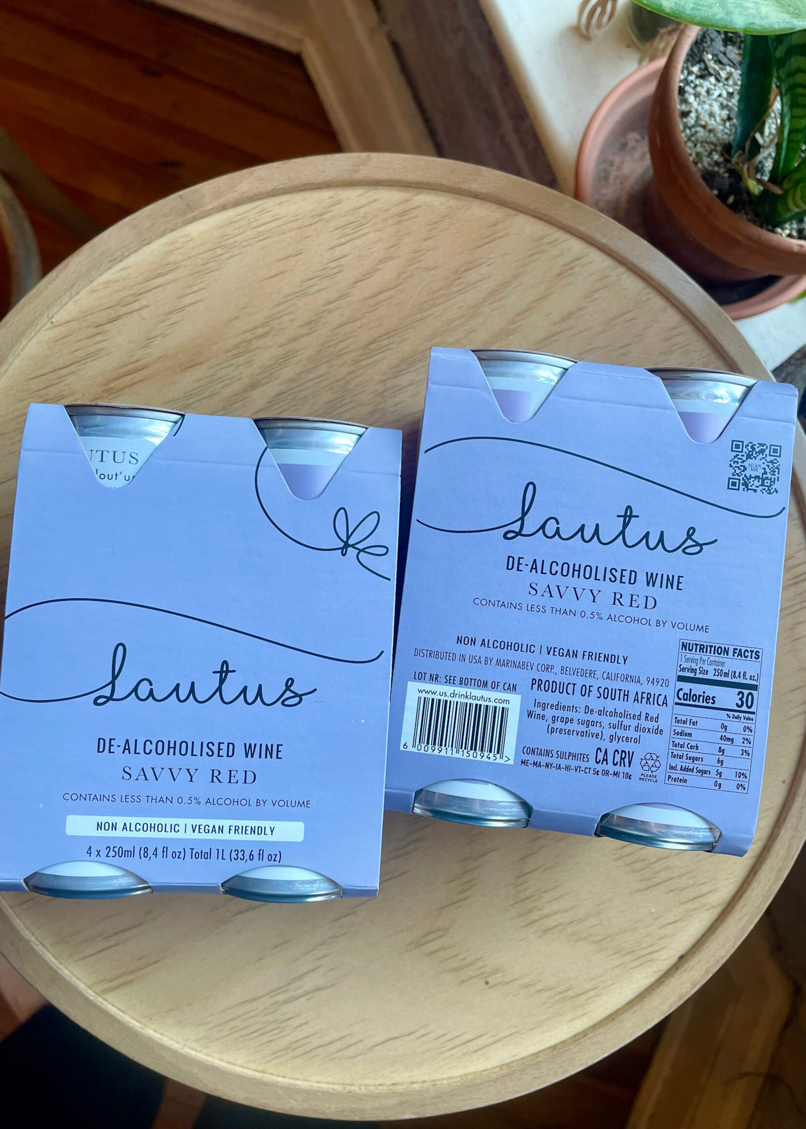 Lautus de-alcoholised Savvy Red South Africa 250ml (8.4fl oz) 4-pack CAN