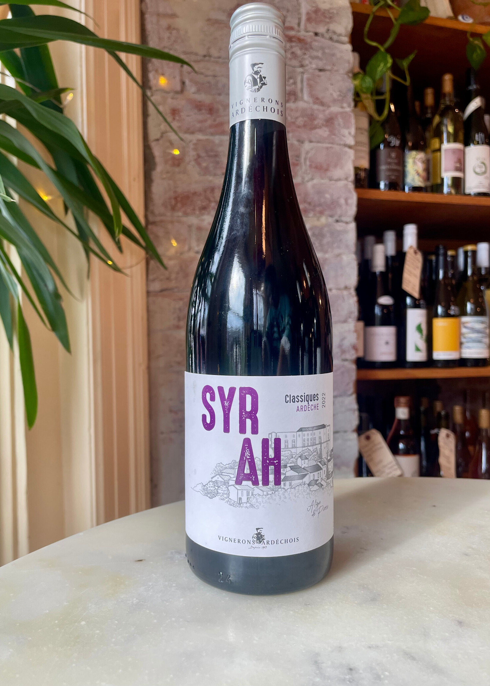 Vignerons Ardèchois, Les Classiques Syrah, Ardéche, France 2022
