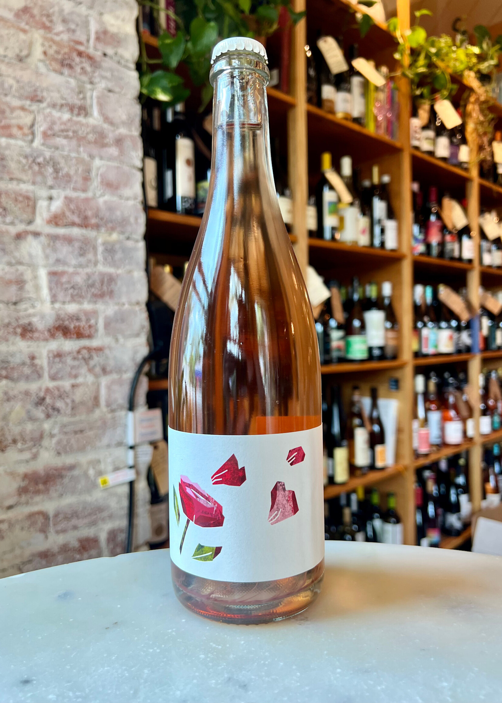 Julie Hoch Sparkling Roseblossom, Kremstal, Austria NV