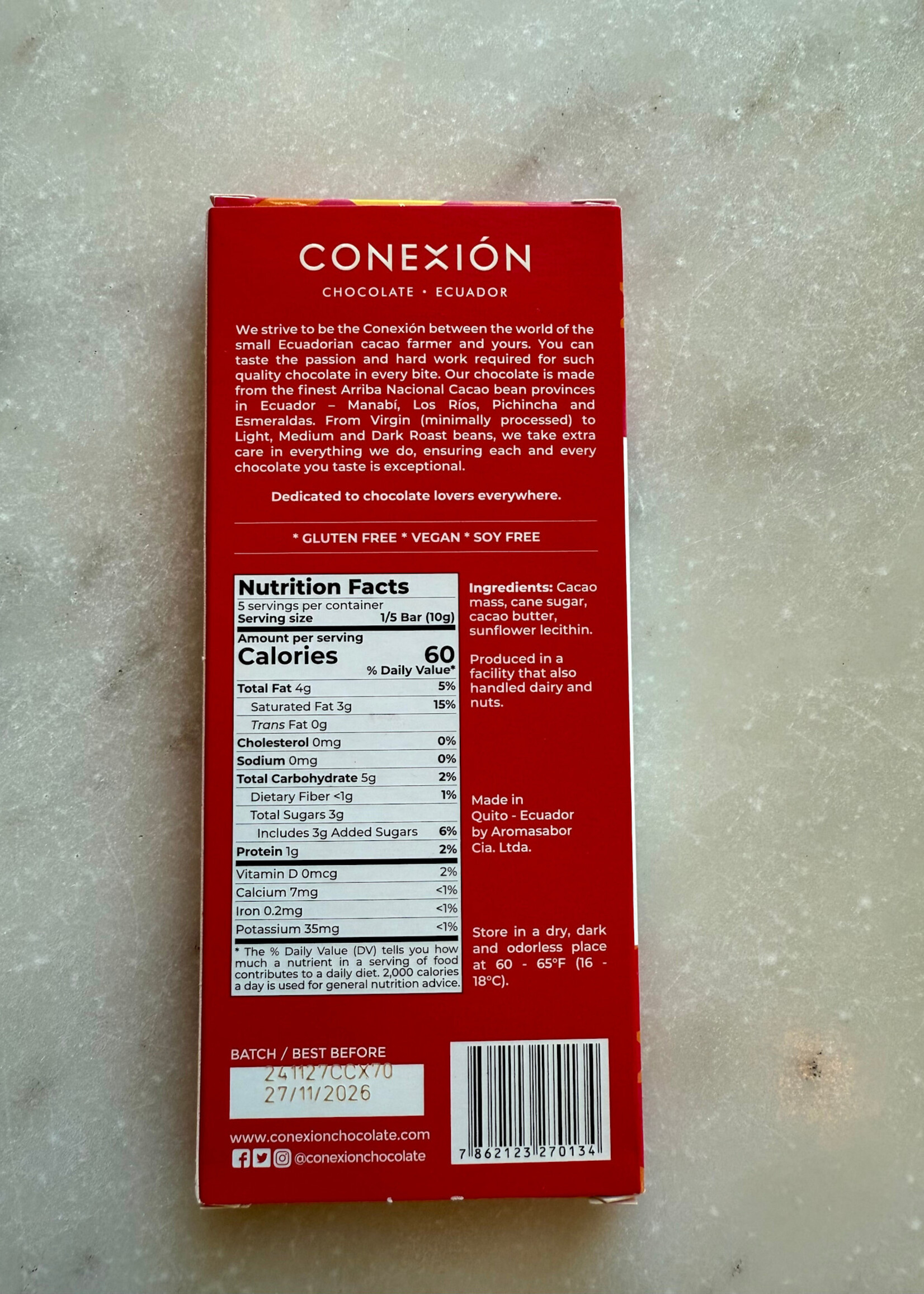 Conexión Chocolate, 70% Fine Cacao Magnani Single Province Direct Trade, Ecuador 50g 1.8oz