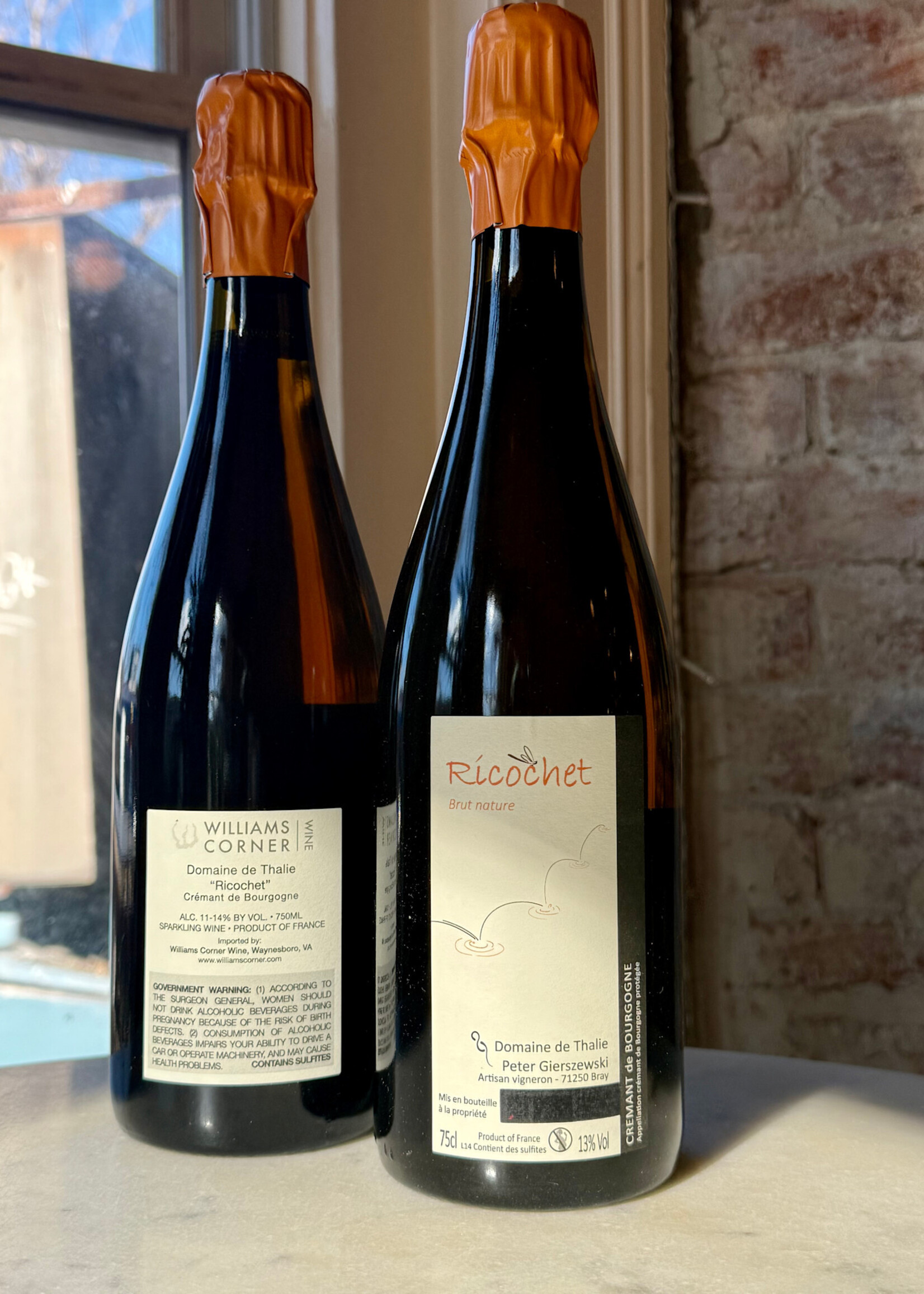 Domaine de Thalie Bourgogne “Ricohet” Cremant de Bourgogne, Burgundy, France 2022