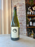 Domaine Des Grottes Antilope, Saint-Étienne-des-Ouillieres, Beaujolais, France NV