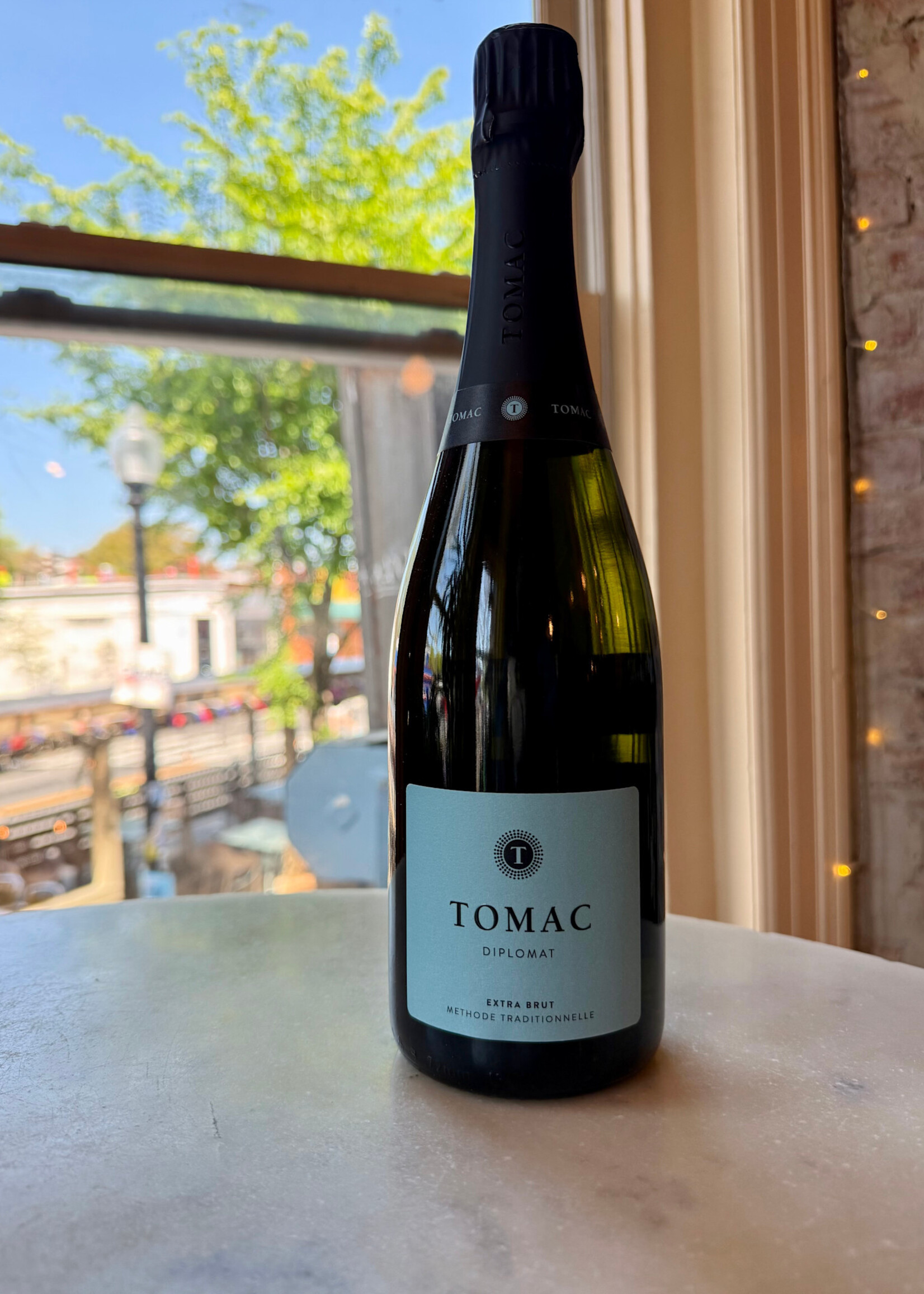 Tomac, ‘Diplomat’ Brut Nature, Plešivica, Croatia NV