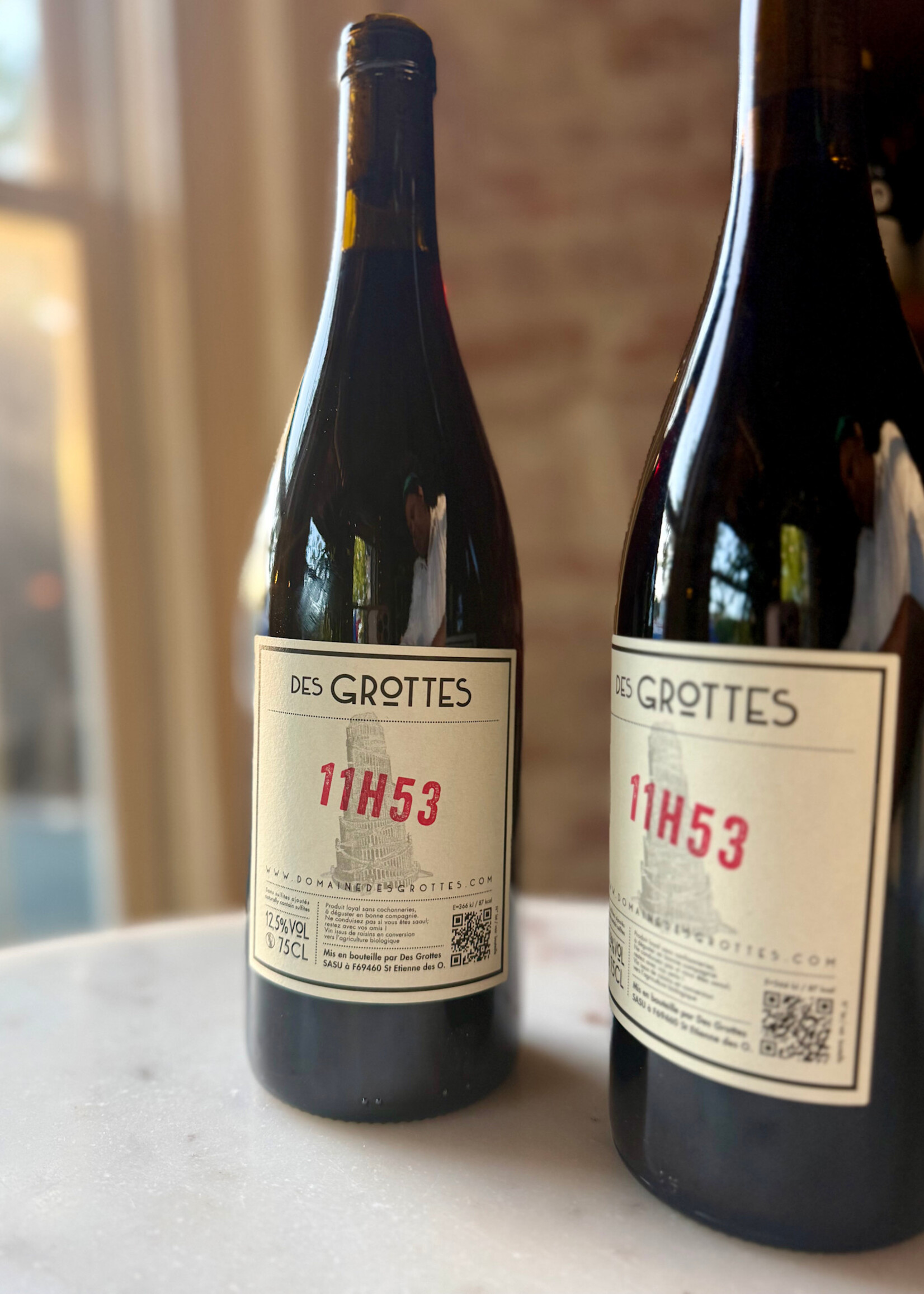 Domaine Des Grottes, 11H53, Saint-Étienne-des-Ouillieres, Beaujolais, FranceNV