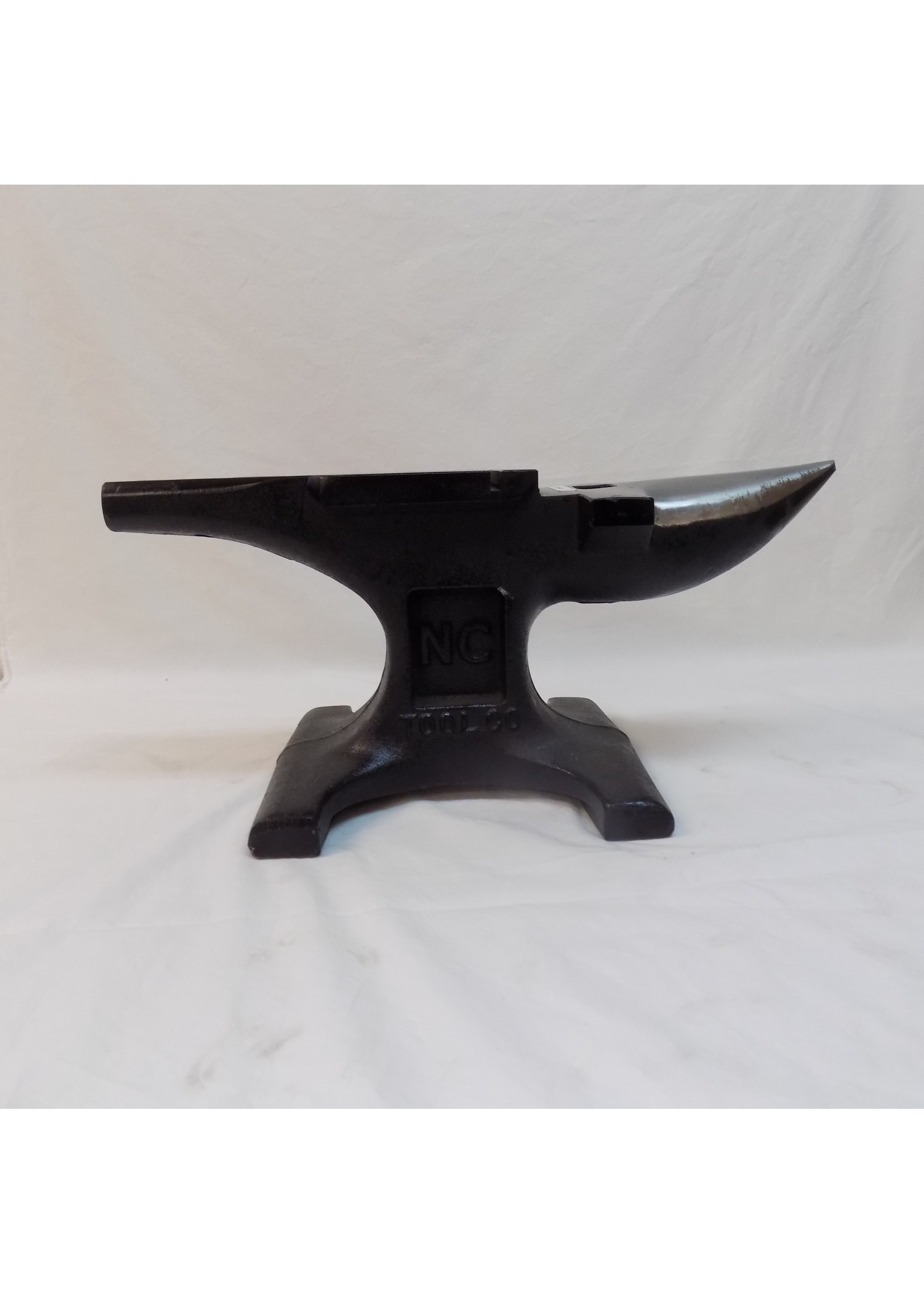 NC NC  Big Face Anvil, with slot