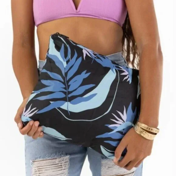 Aloha Collection Aloha Collection Max Painted Birds Huckleberry/Black