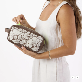 Aloha Collection Aloha Collection Heipua Dopp Kit Sandstone/Coconut