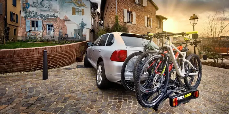 Buzzrack BuzzRack E-Hornet Car Rack 3 E-Bikes Tow Ball