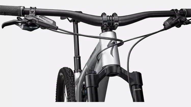 Specialized 2023 Specialized Stumpjumper Evo Elite Alloy Gloss Silver Dust / Black Tint